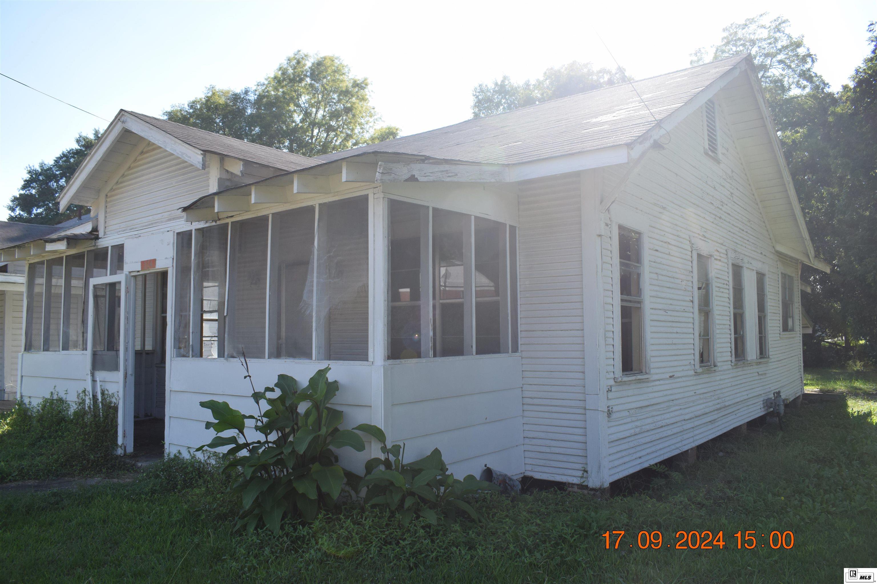 201 Walnut Avenue