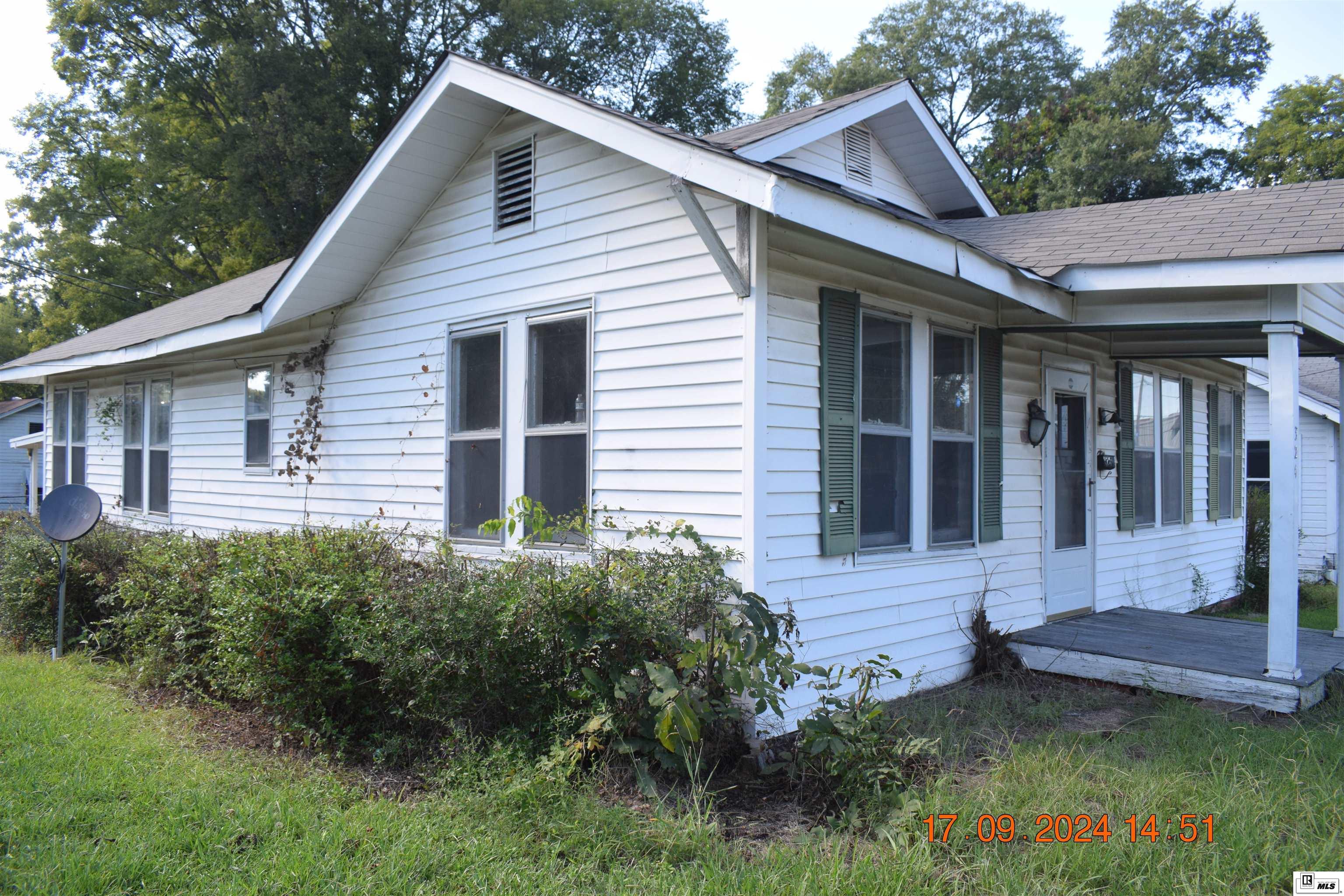 201 Walnut Avenue