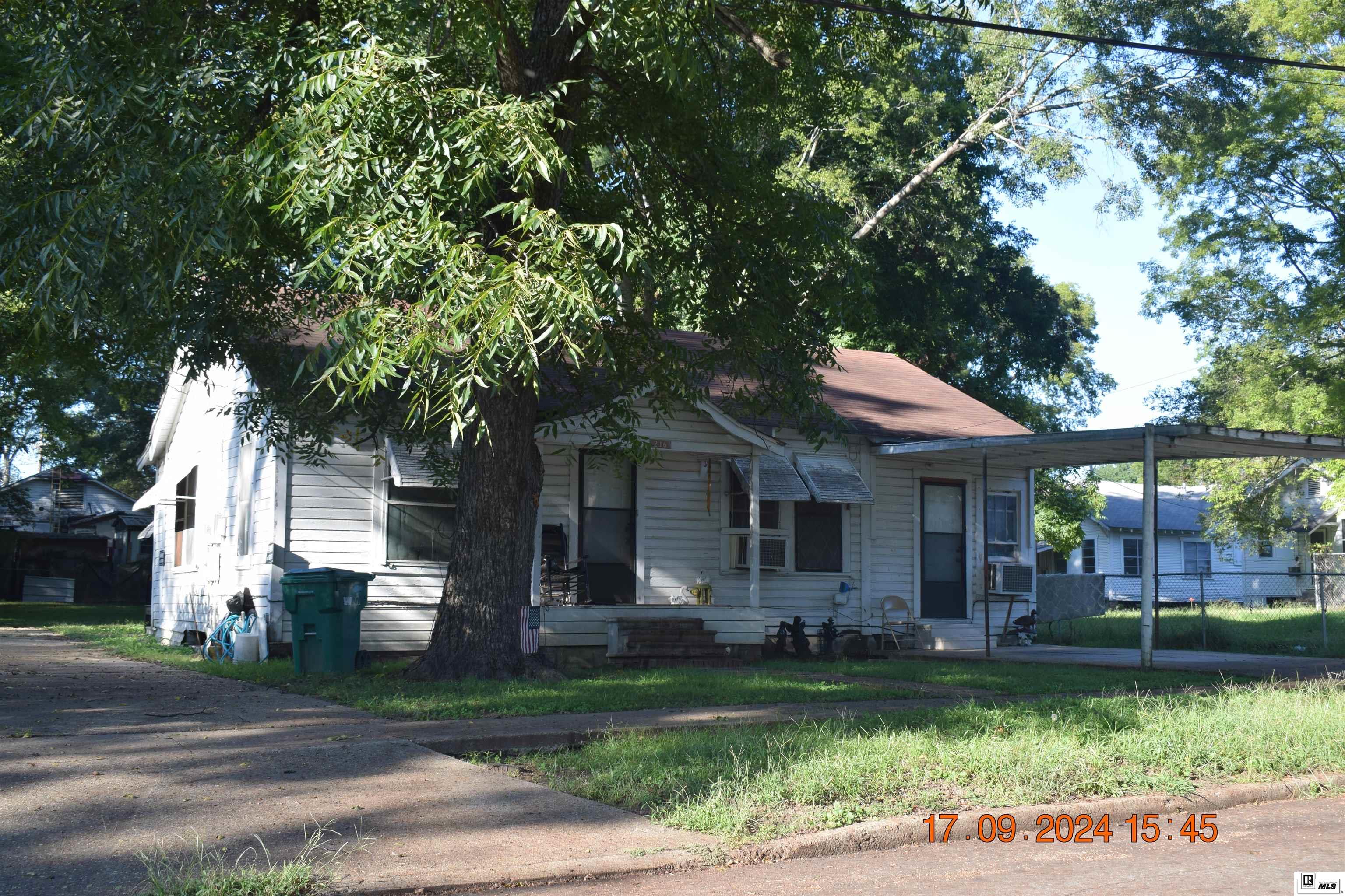 201 Walnut Avenue