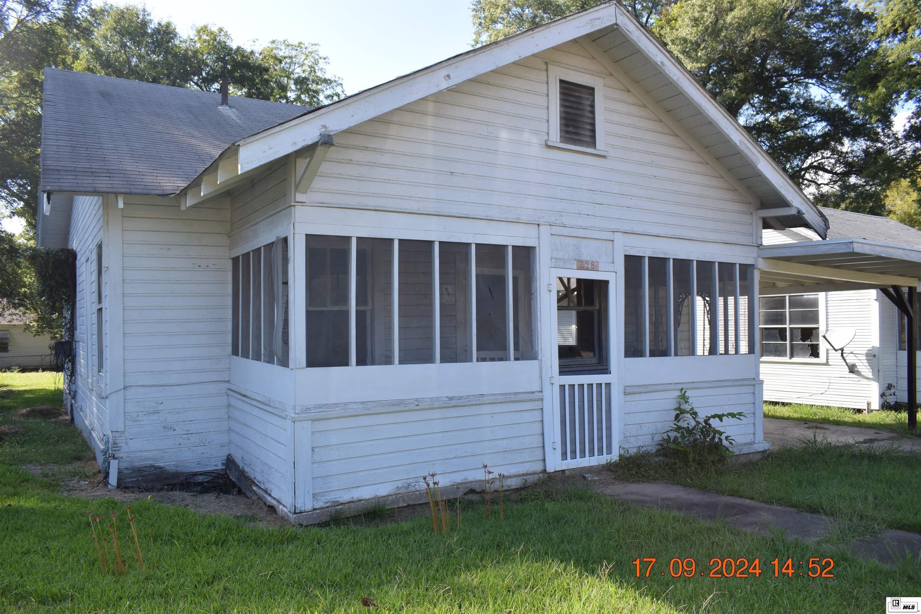 201 Walnut Avenue