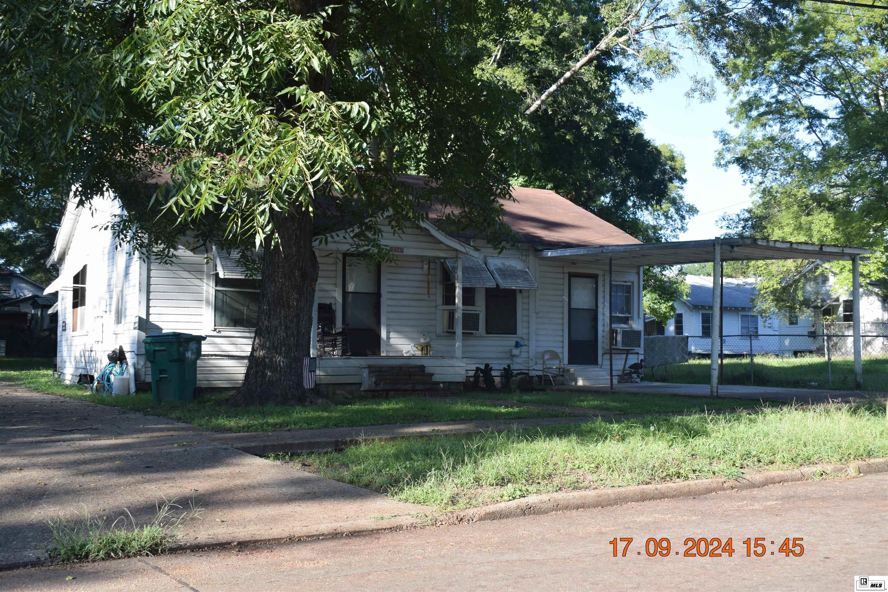 201 Walnut Avenue