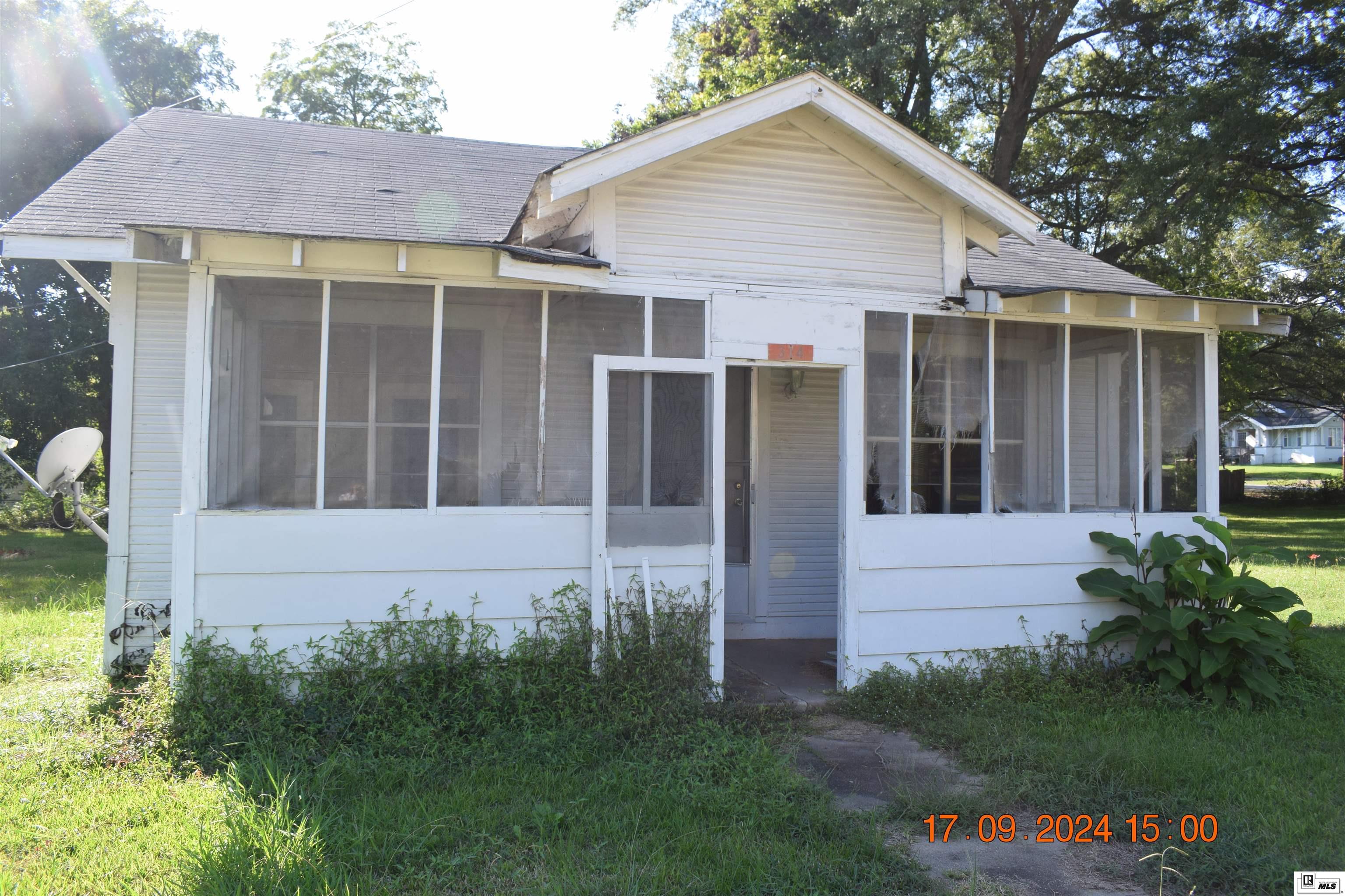 201 Walnut Avenue