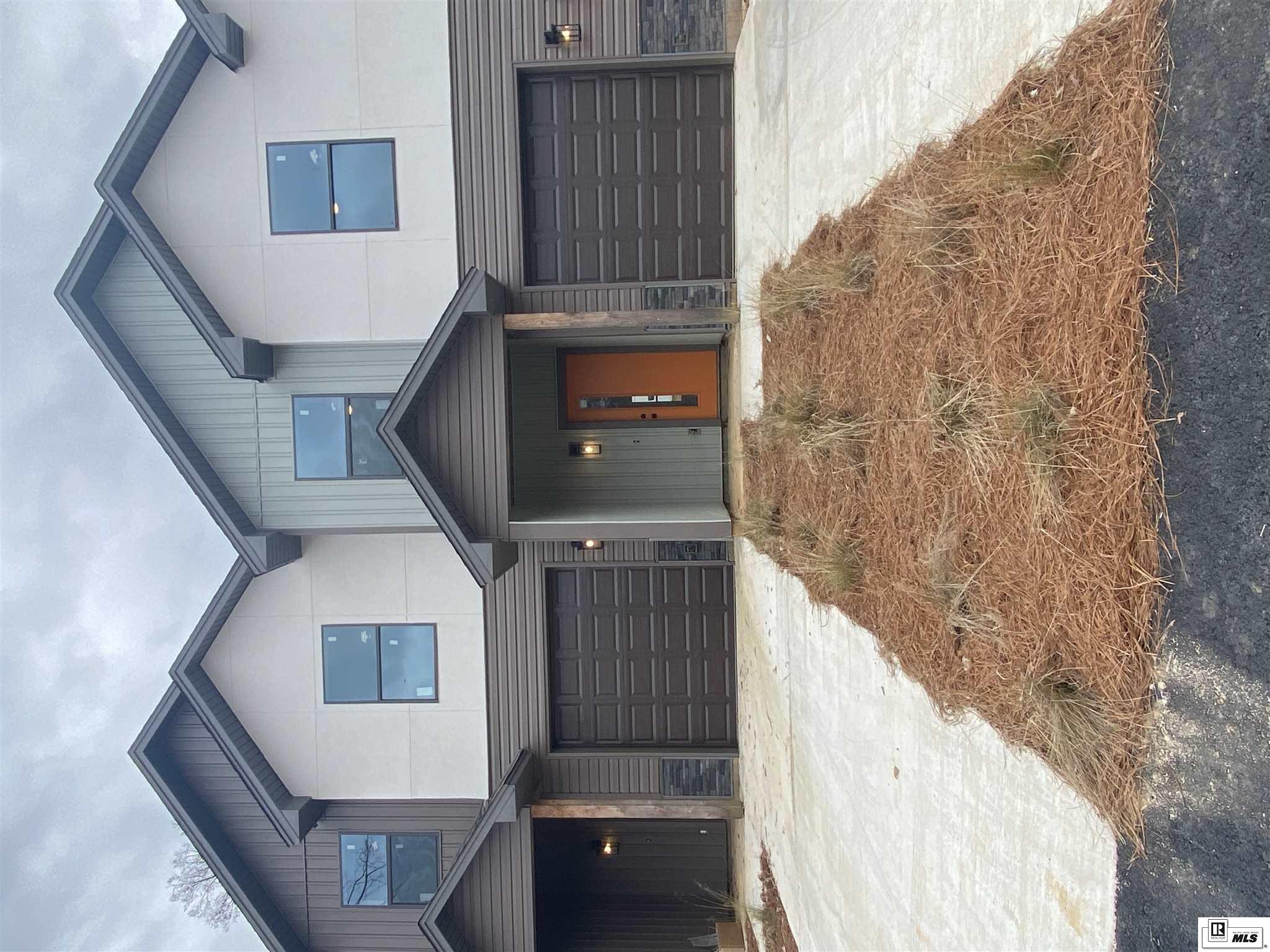 112 Perris Place Drive