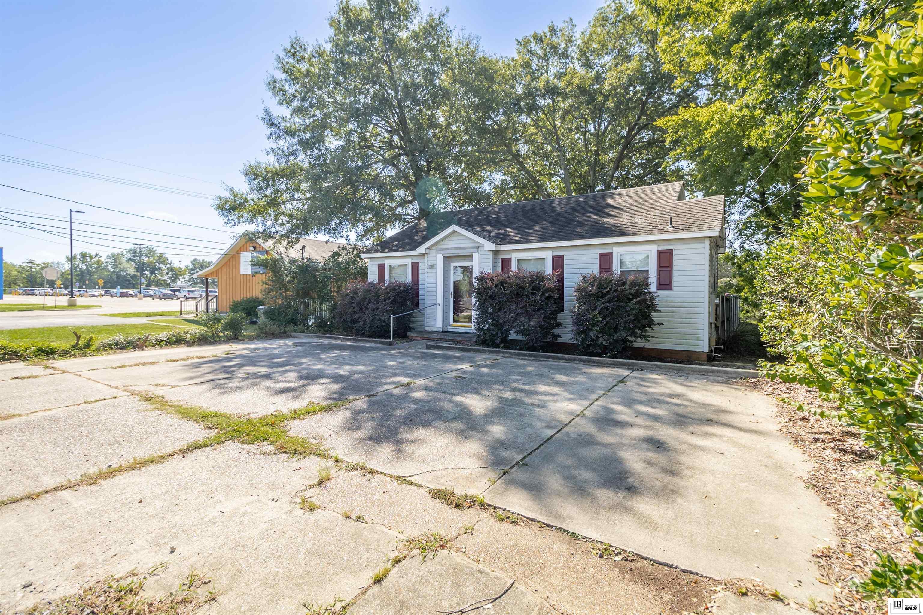 203 Lincoln Street