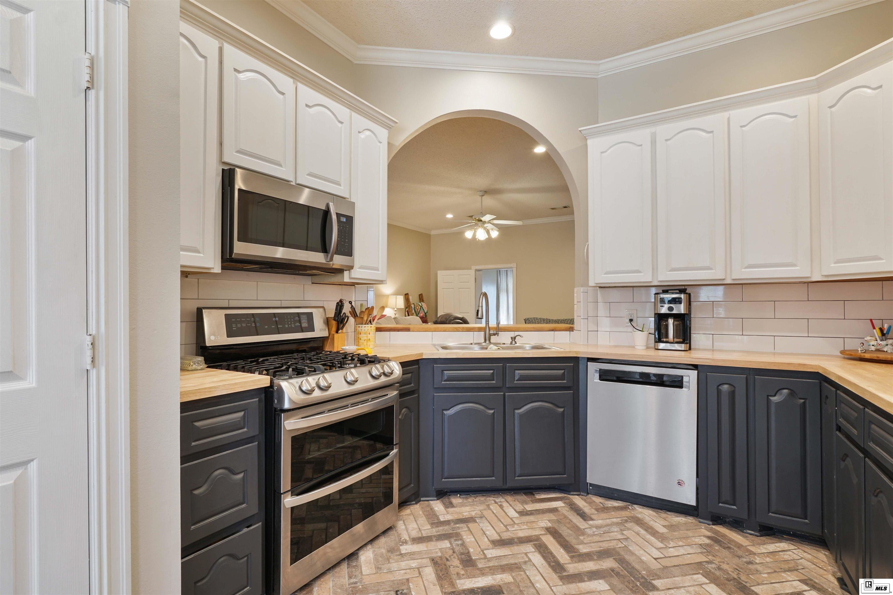 208 Creek Stone Drive