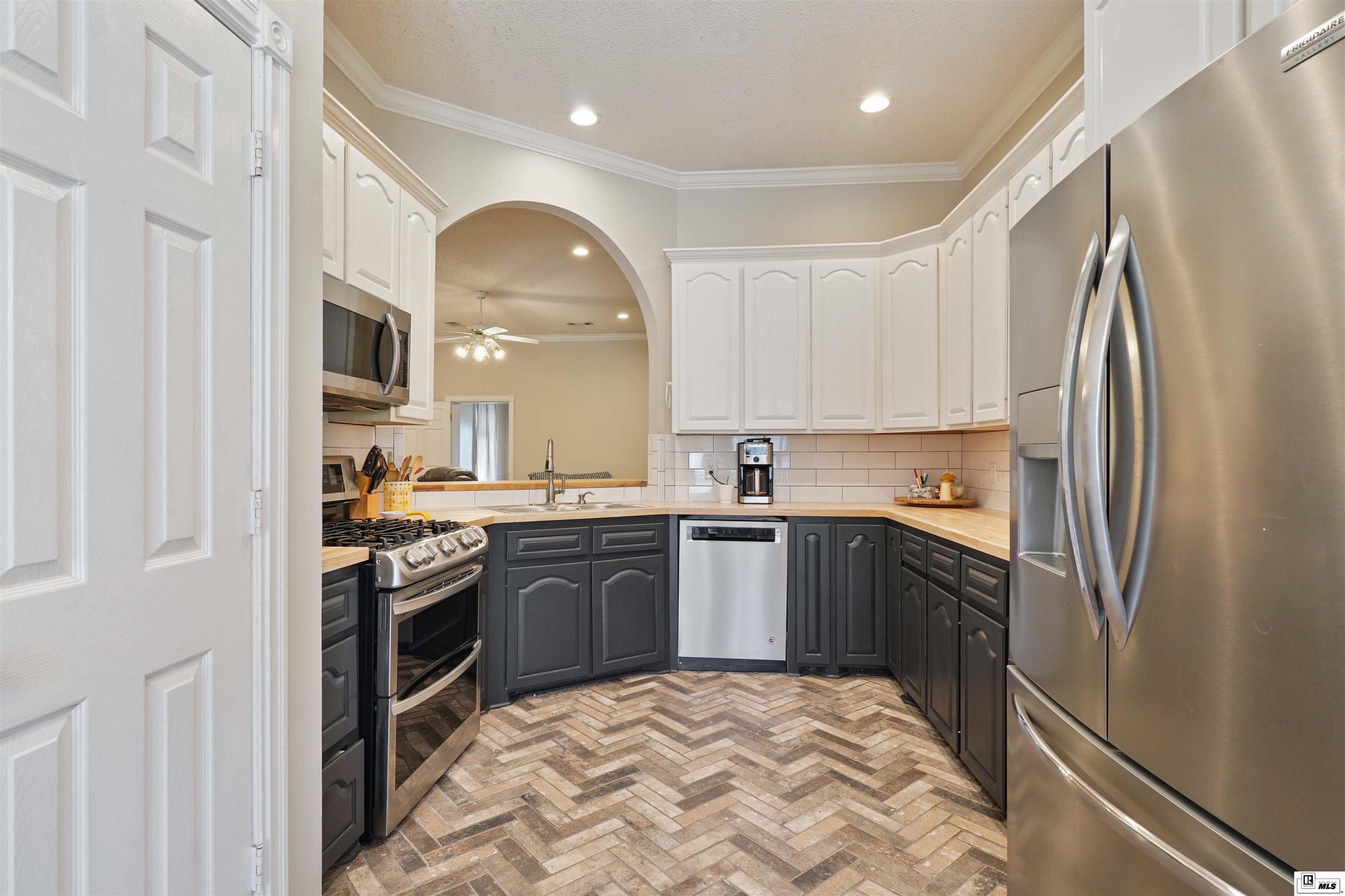 208 Creek Stone Drive