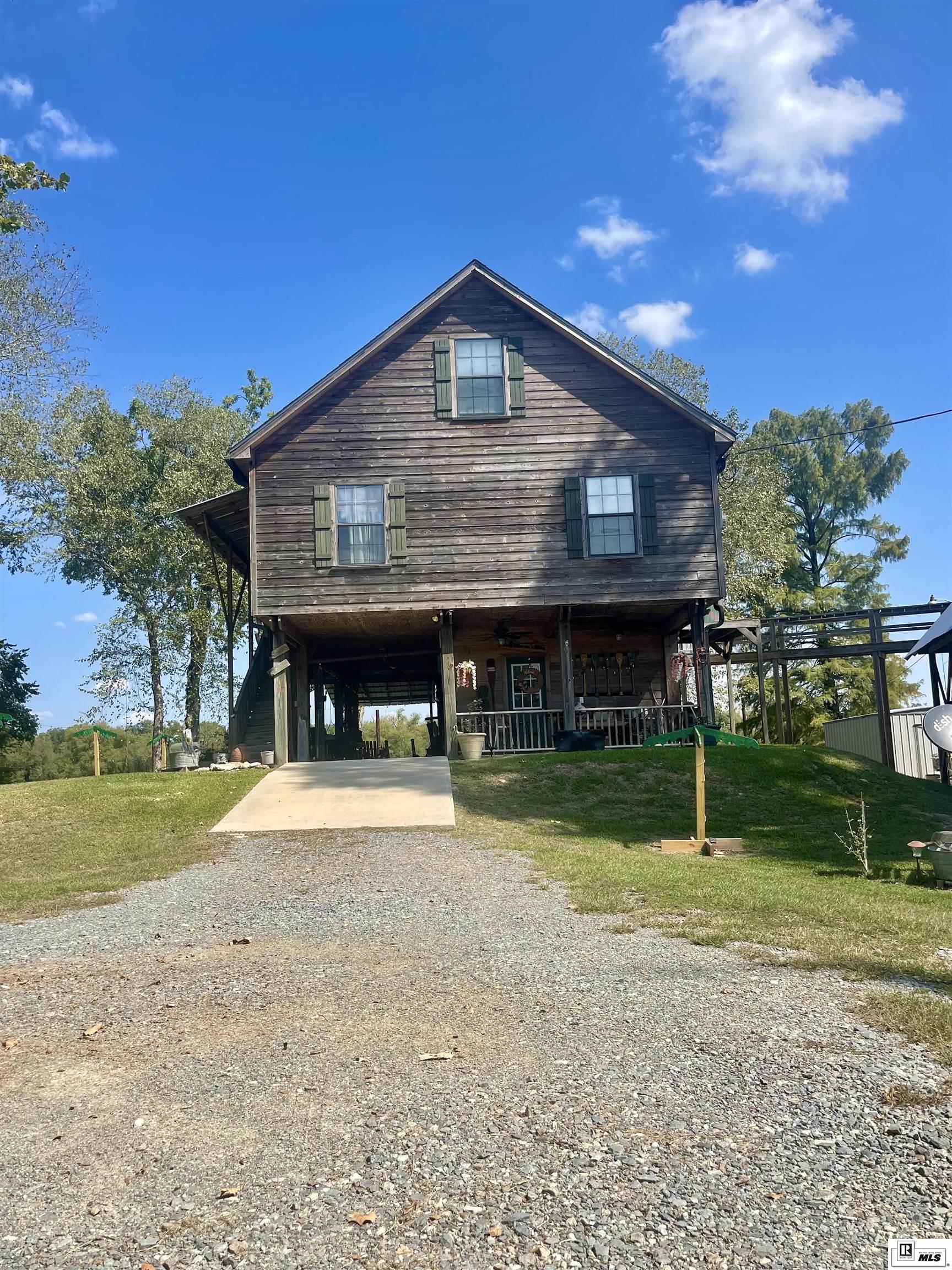 305 River Oaks Drive Extension