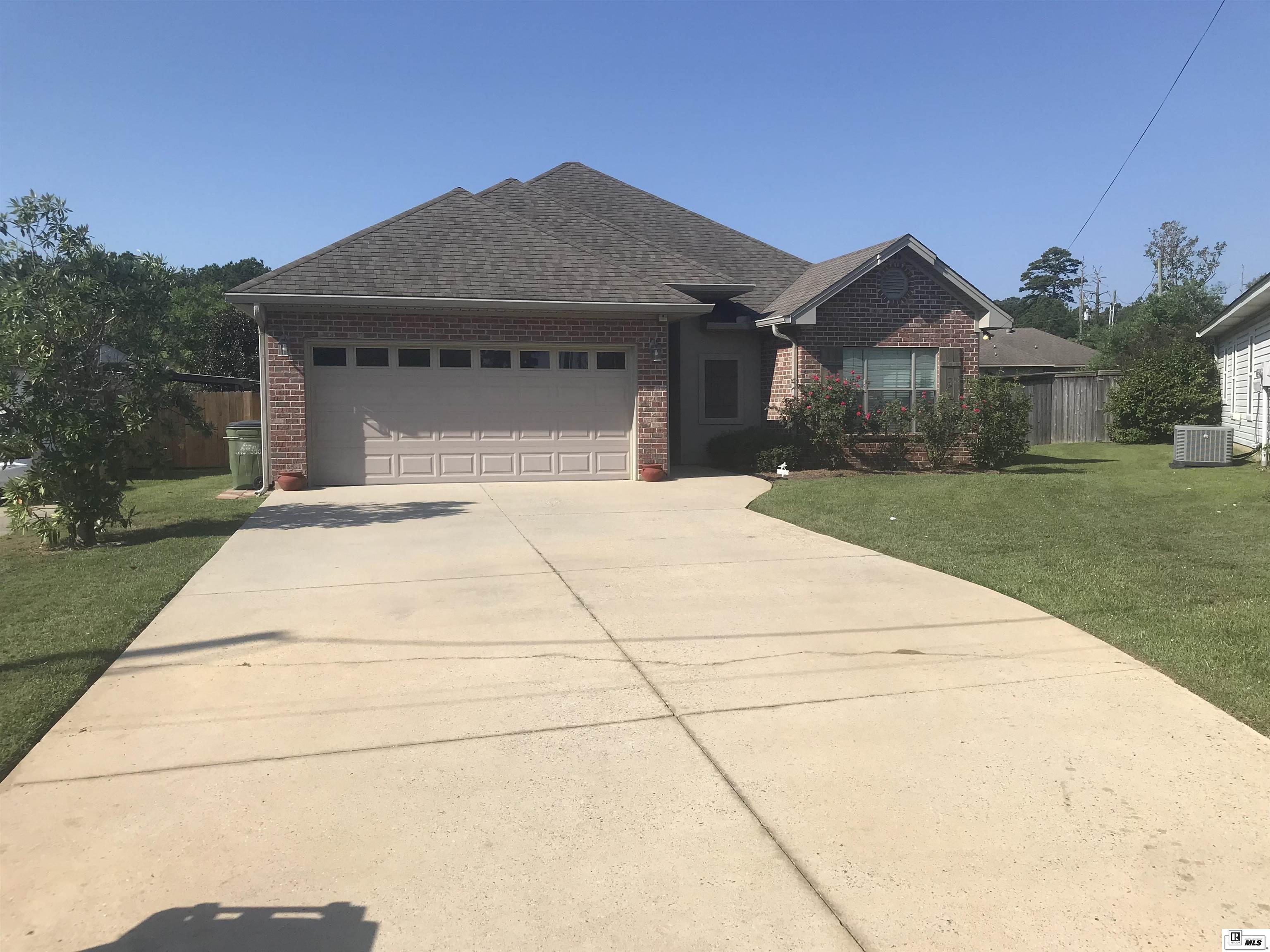 117 Carriage Way