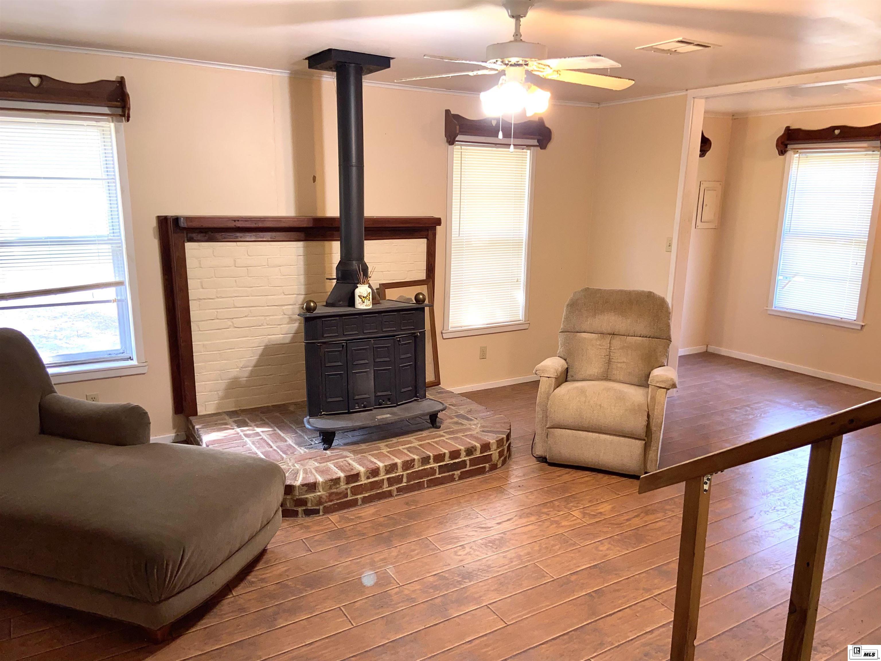 1428 Highway 2