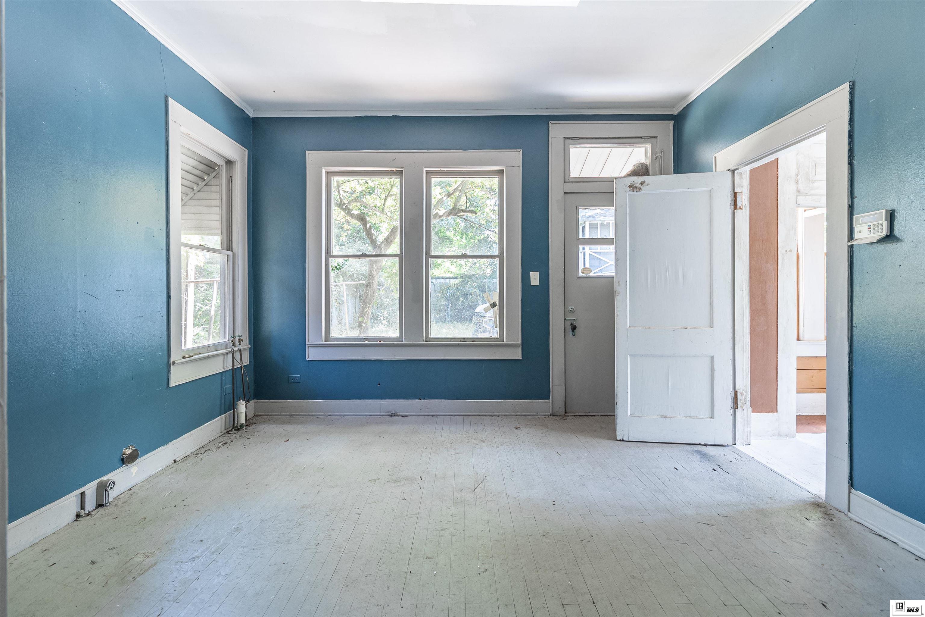 1006/1008 3rd  Street