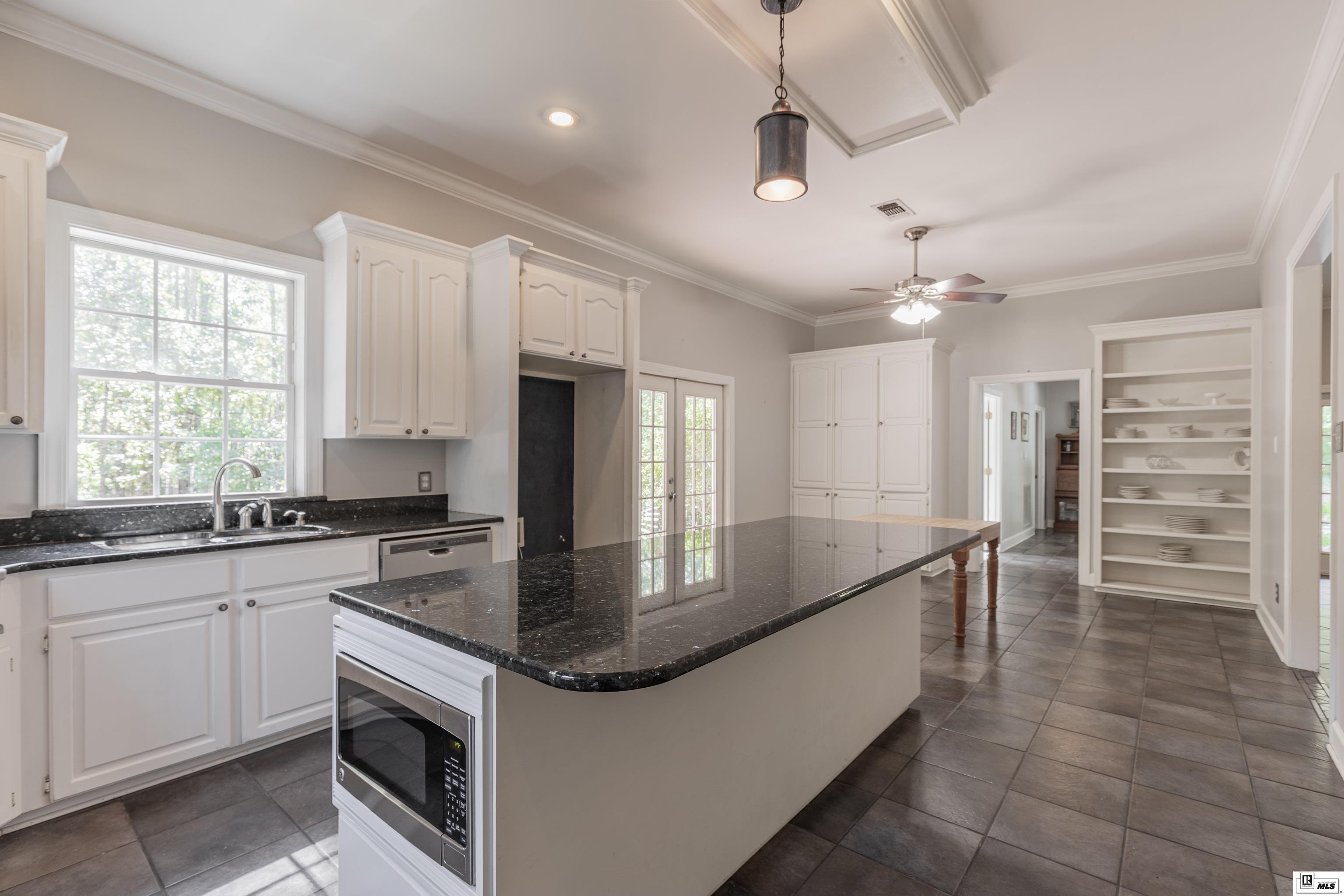 112 Deerfield Drive