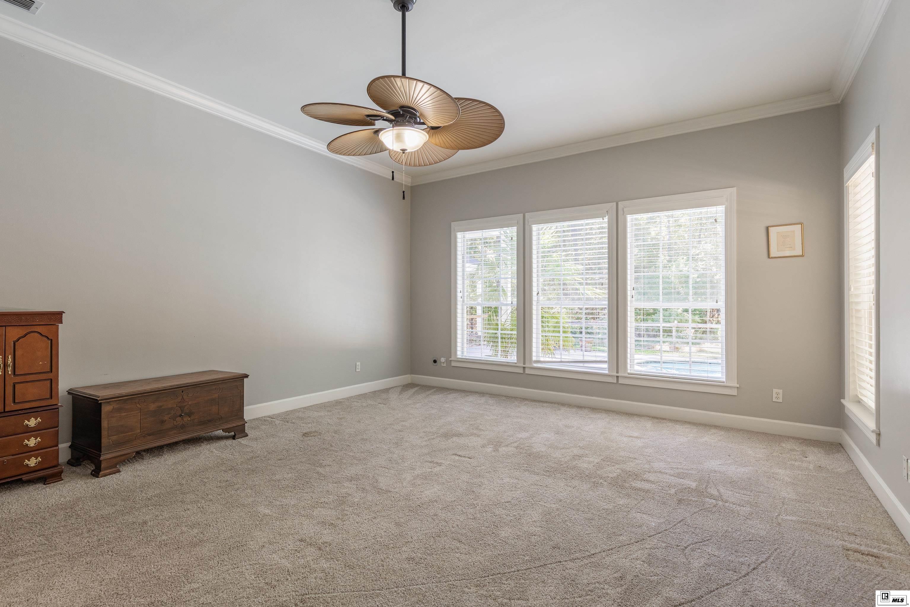 112 Deerfield Drive