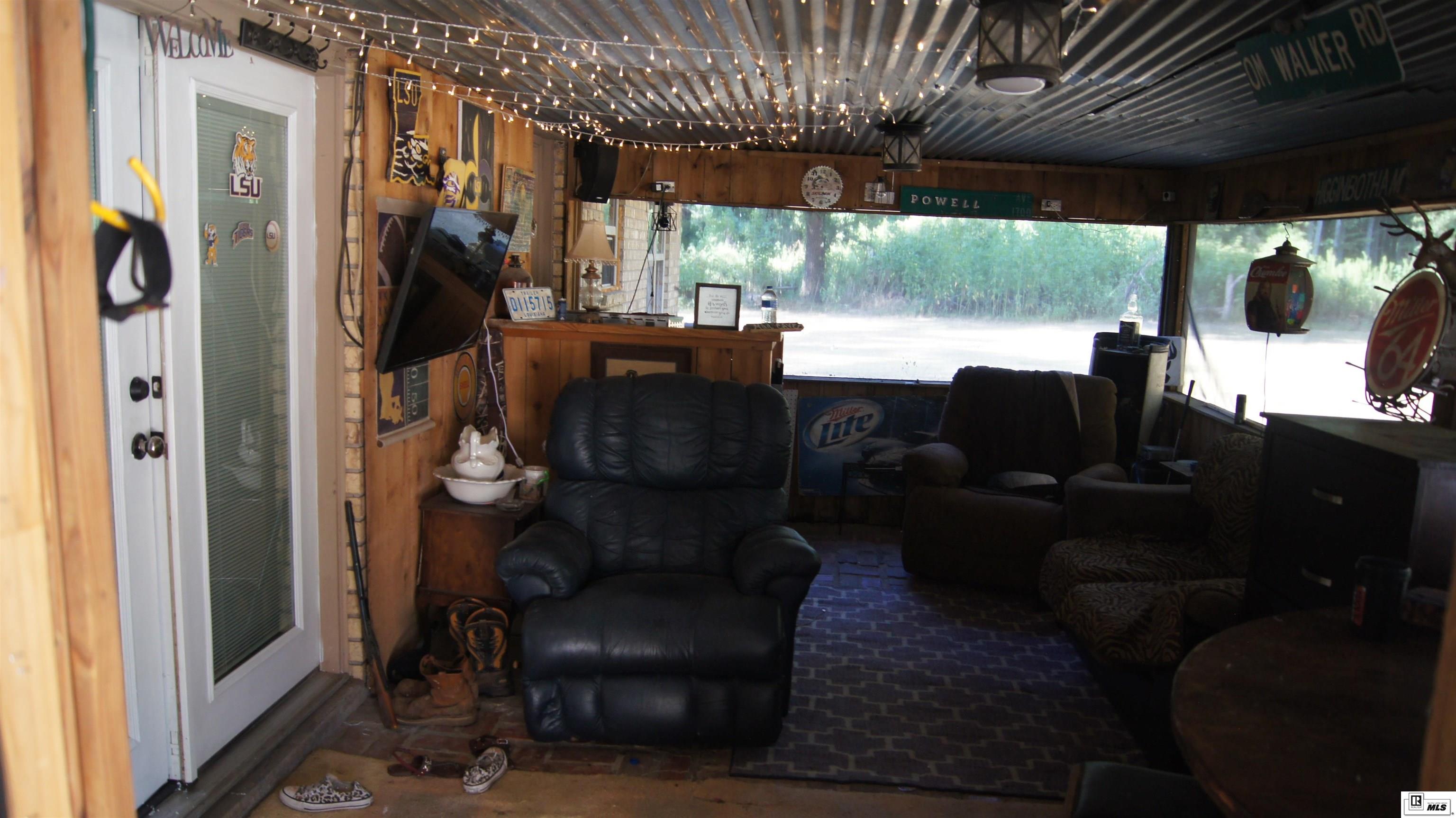 131 Tupelo Drive
