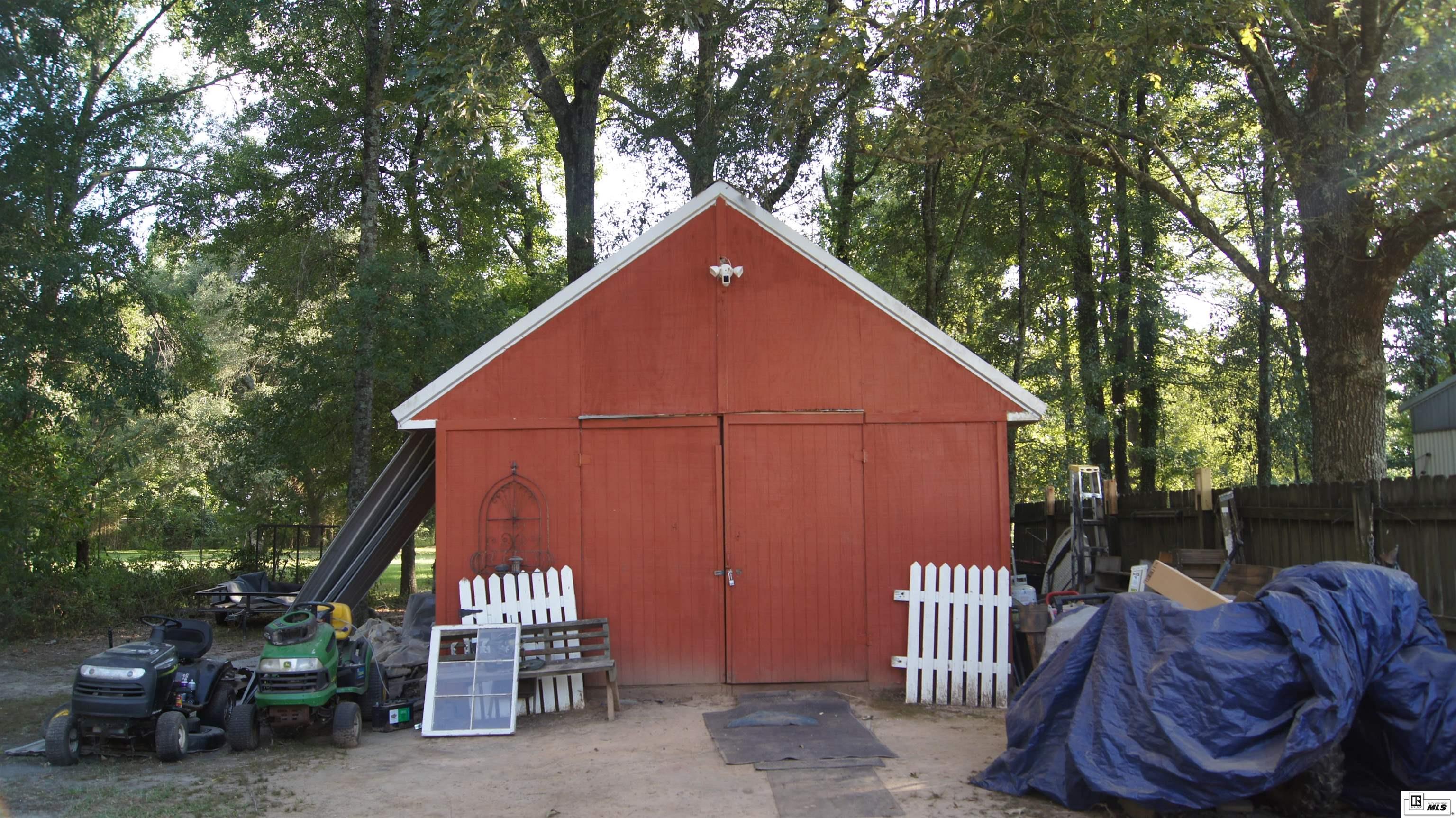 131 Tupelo Drive