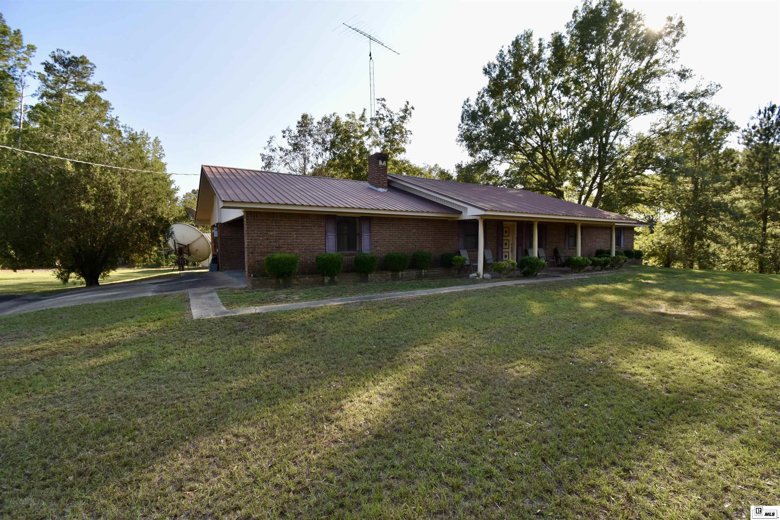 1439 Highway 155