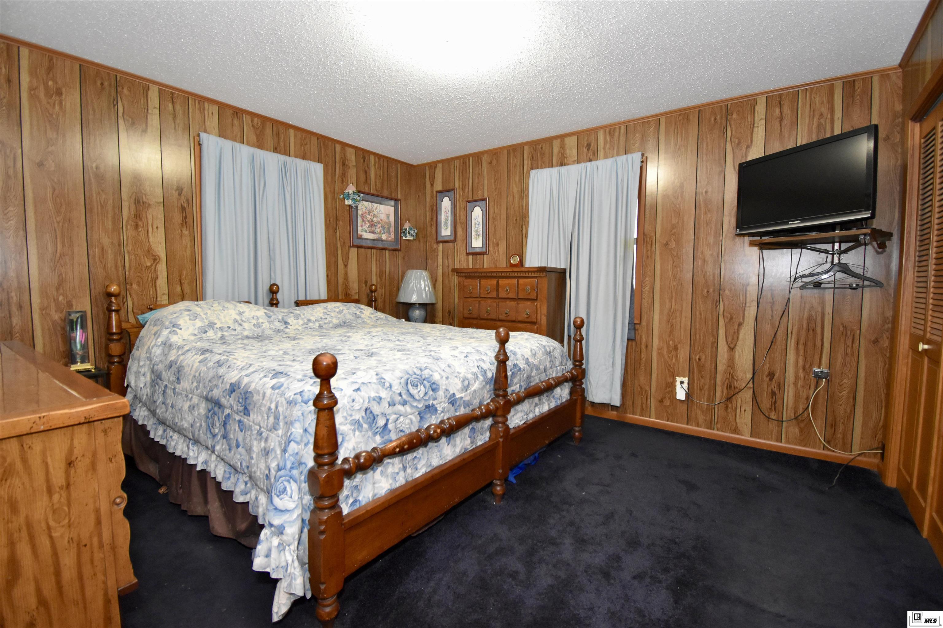 1439 Highway 155