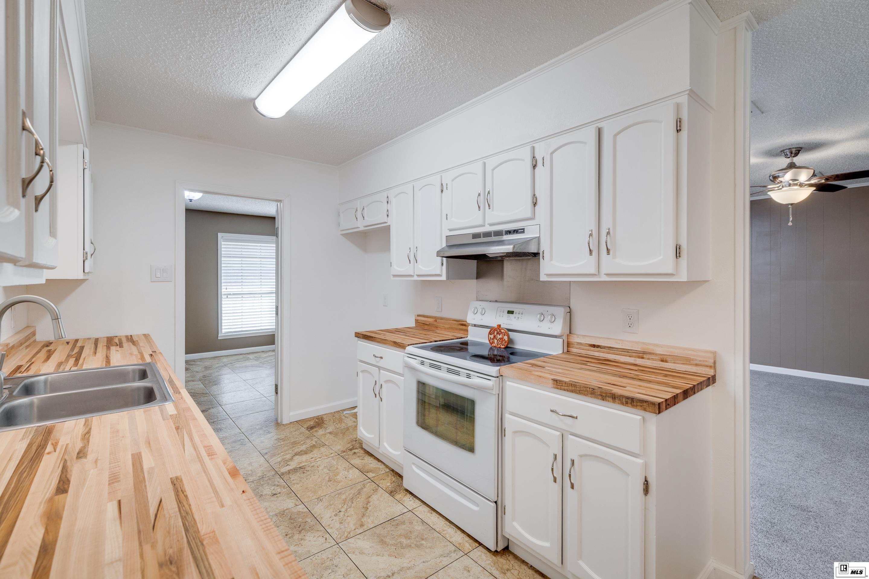 149 Oleander Drive