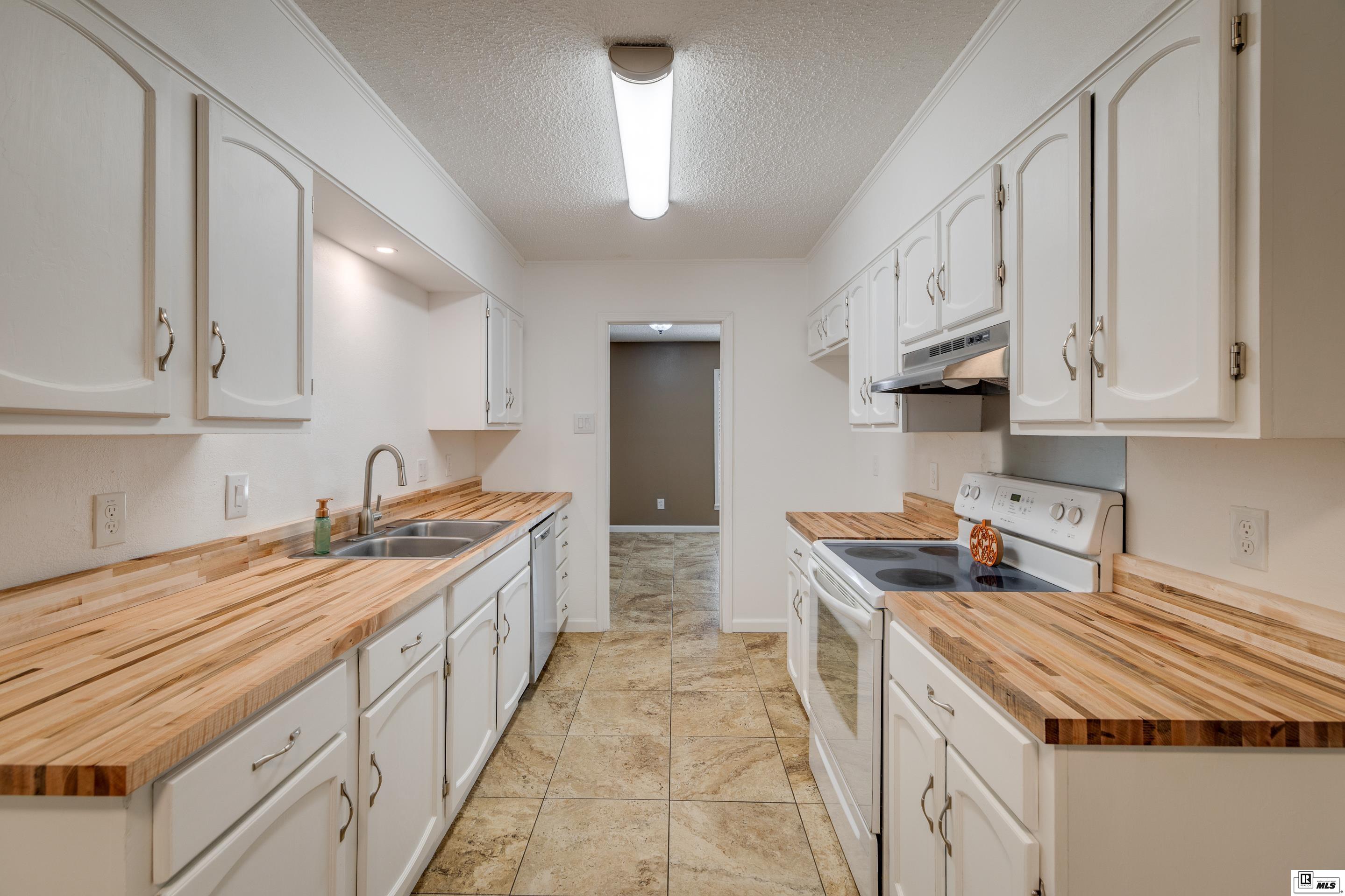 149 Oleander Drive