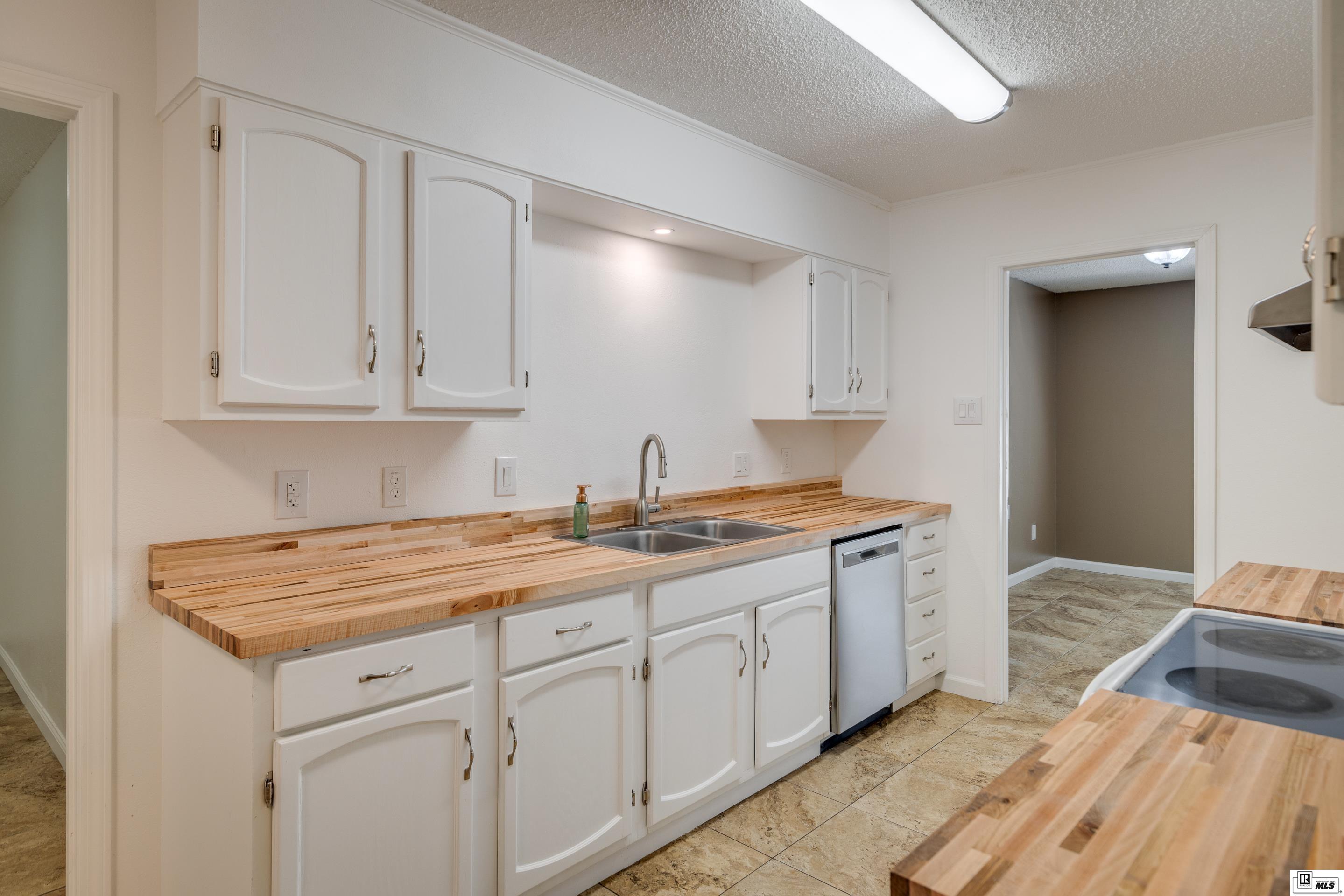 149 Oleander Drive