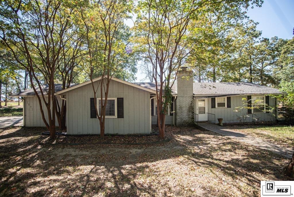 1221 Scotts Hideaway Road