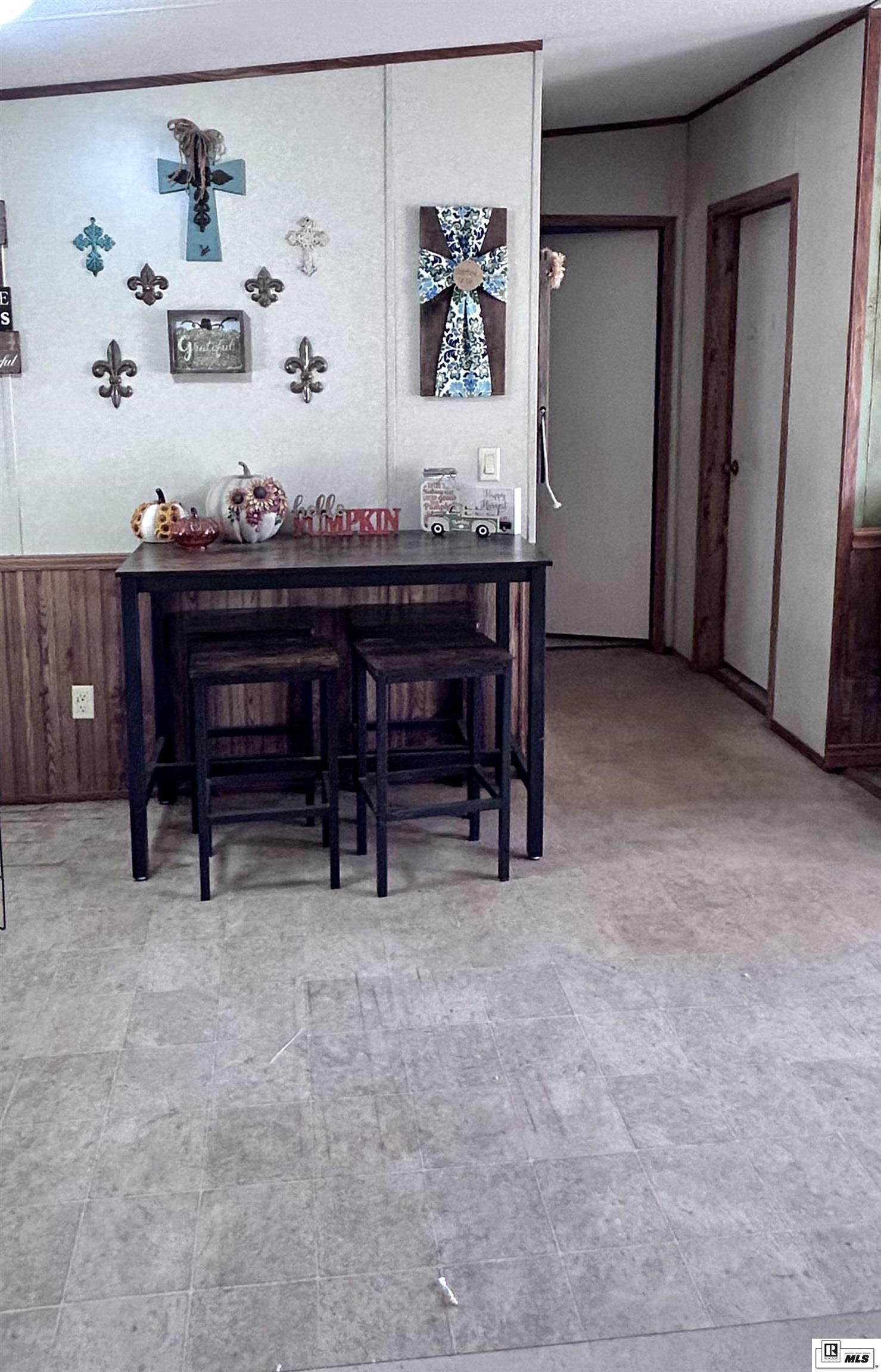 421 Calhoun Barn Road