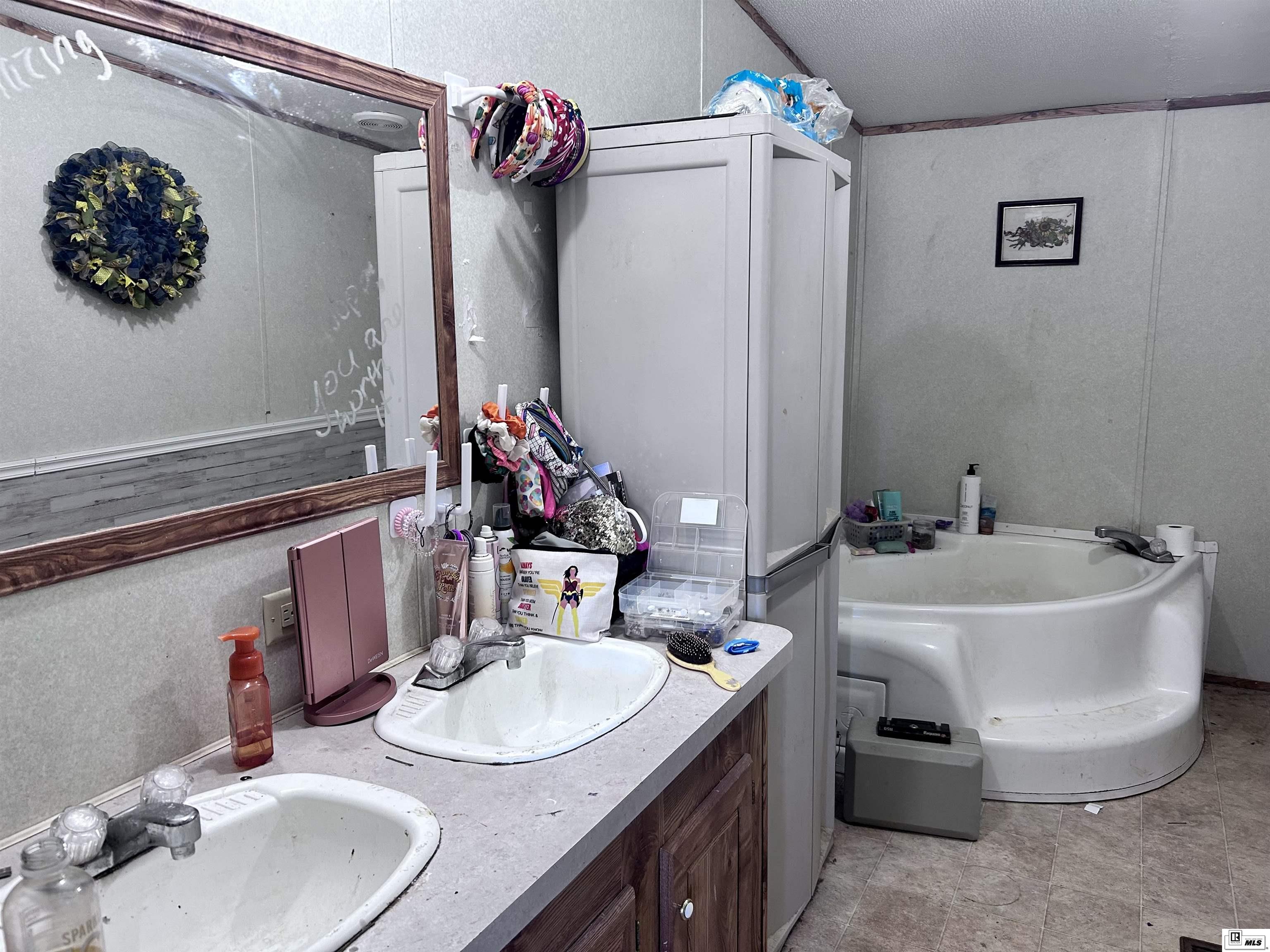 421 Calhoun Barn Road