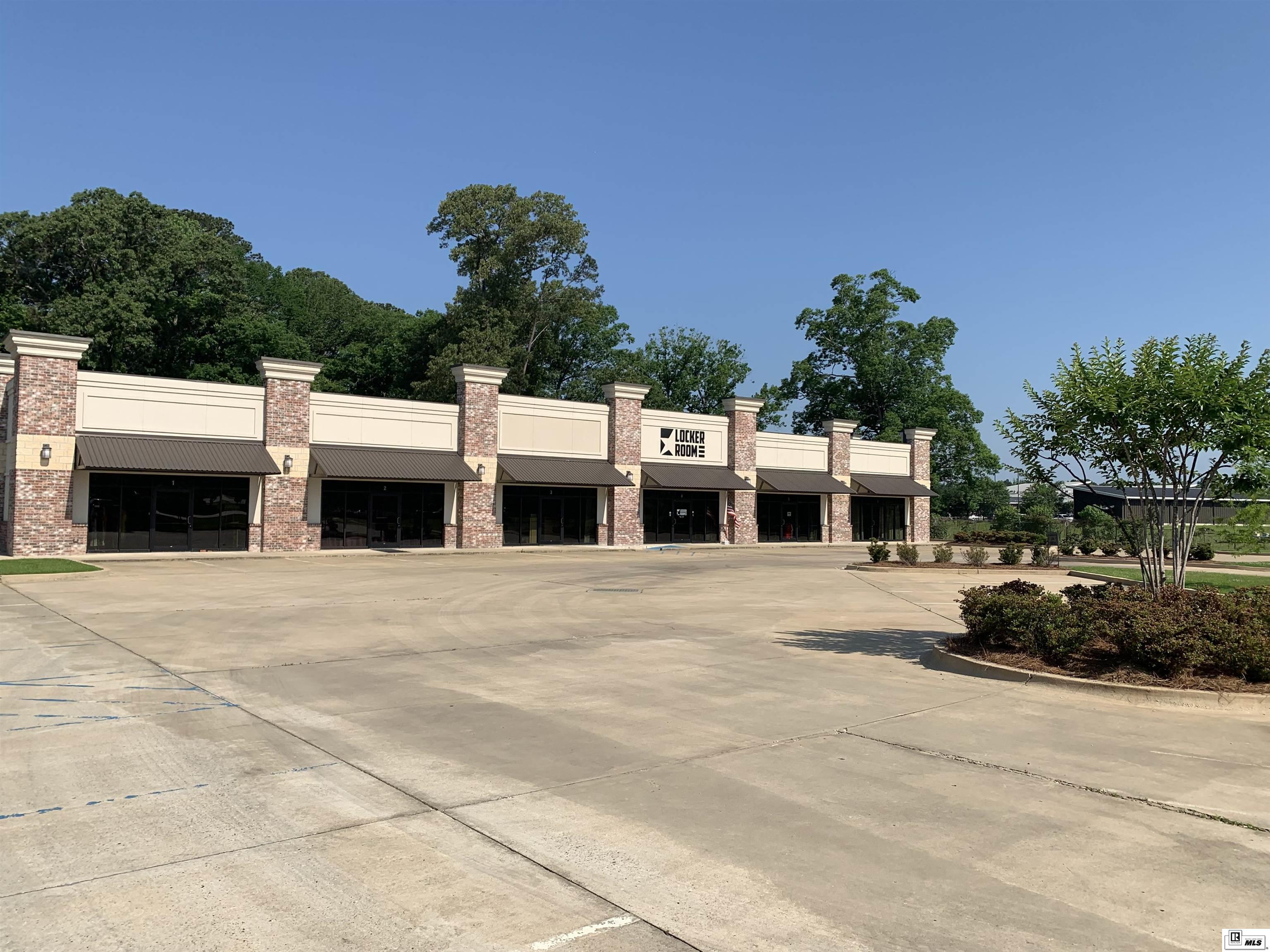 2300 Commons Court