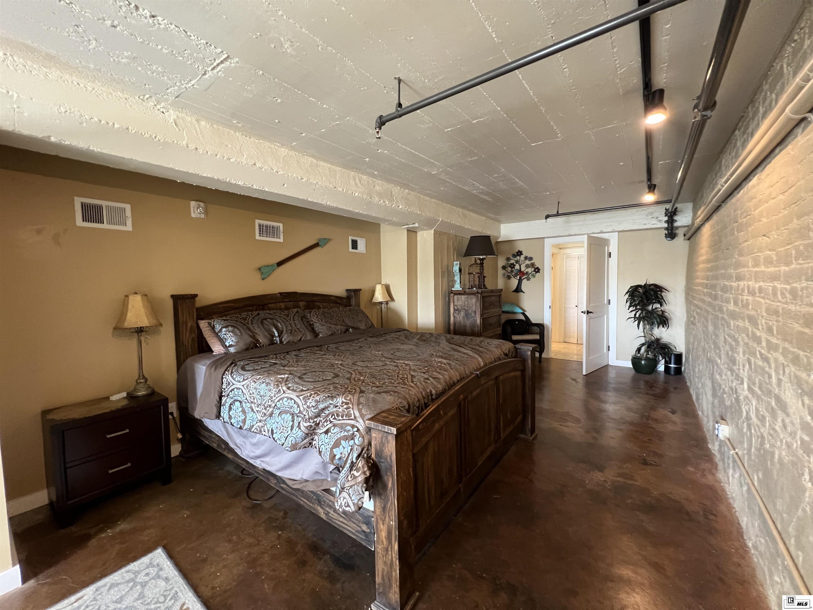 223 Grand Street, Apt 201