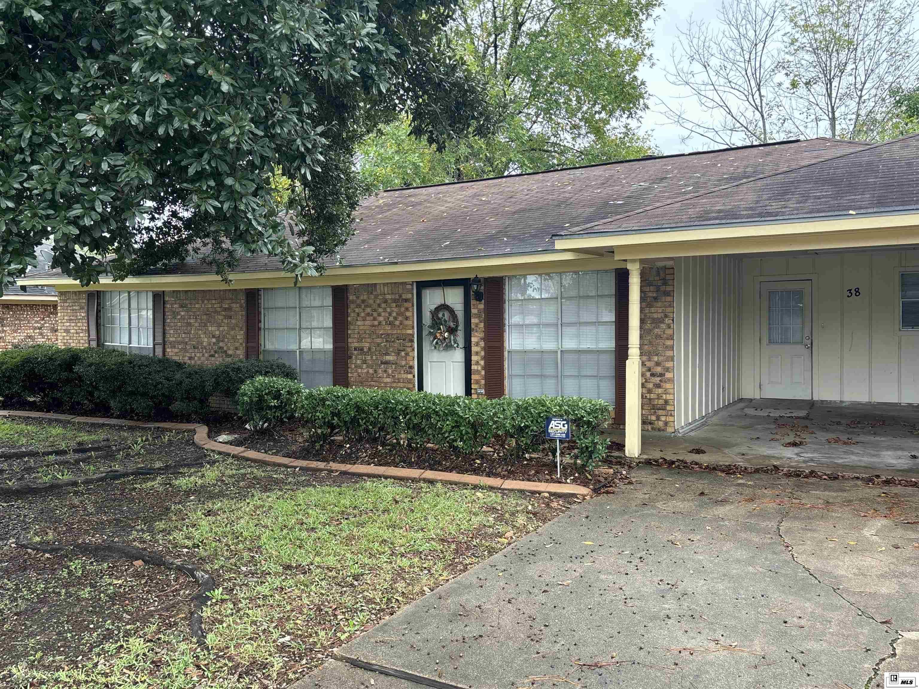 38 Magnolia Drive