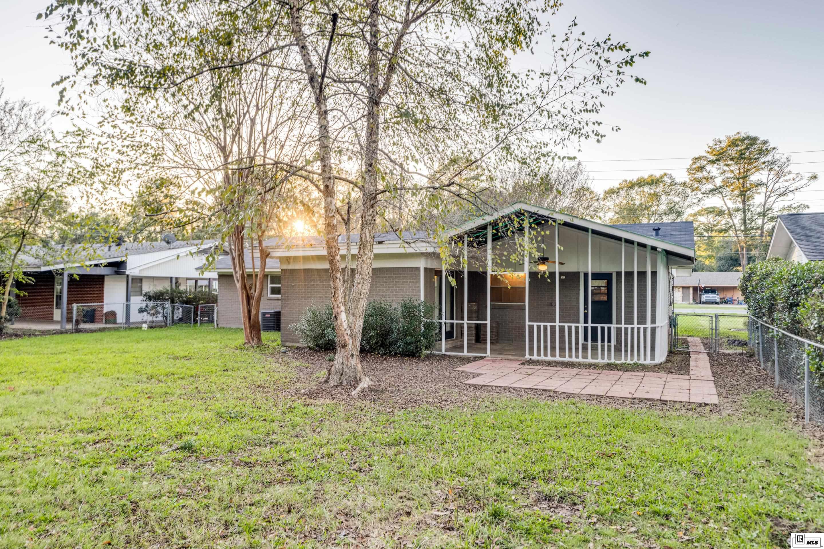 2012 Spencer Avenue