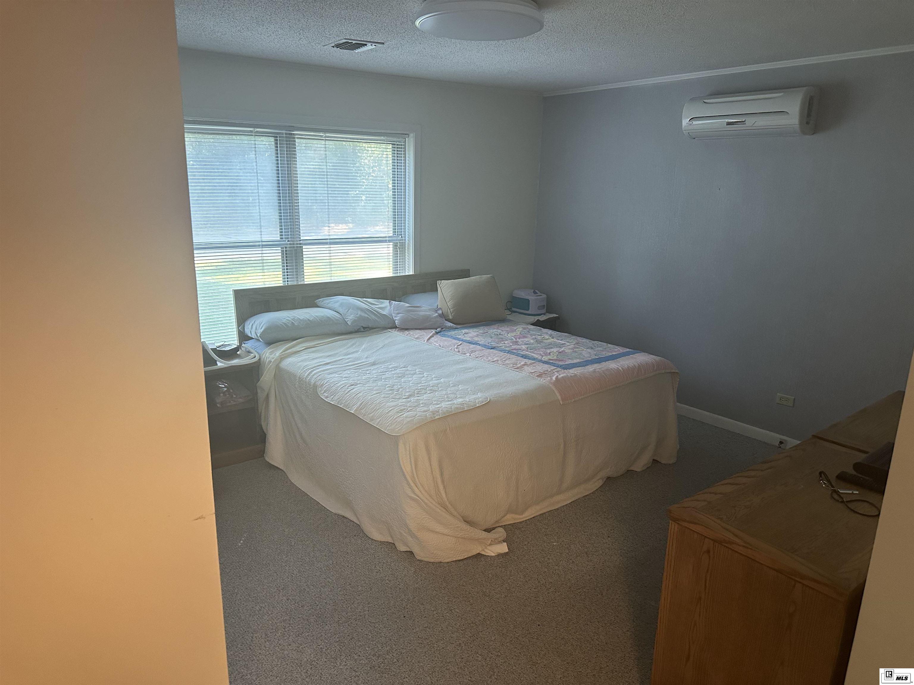 1006 Robinette Drive