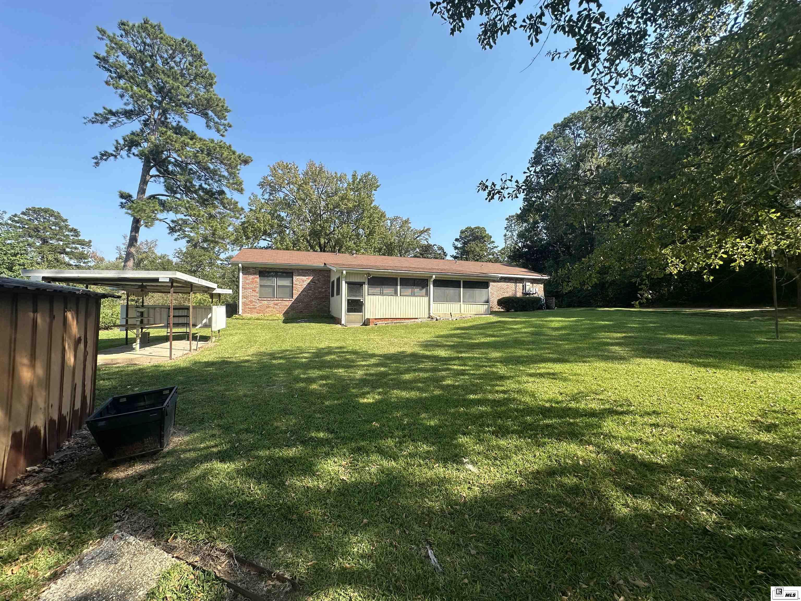 1006 Robinette Drive