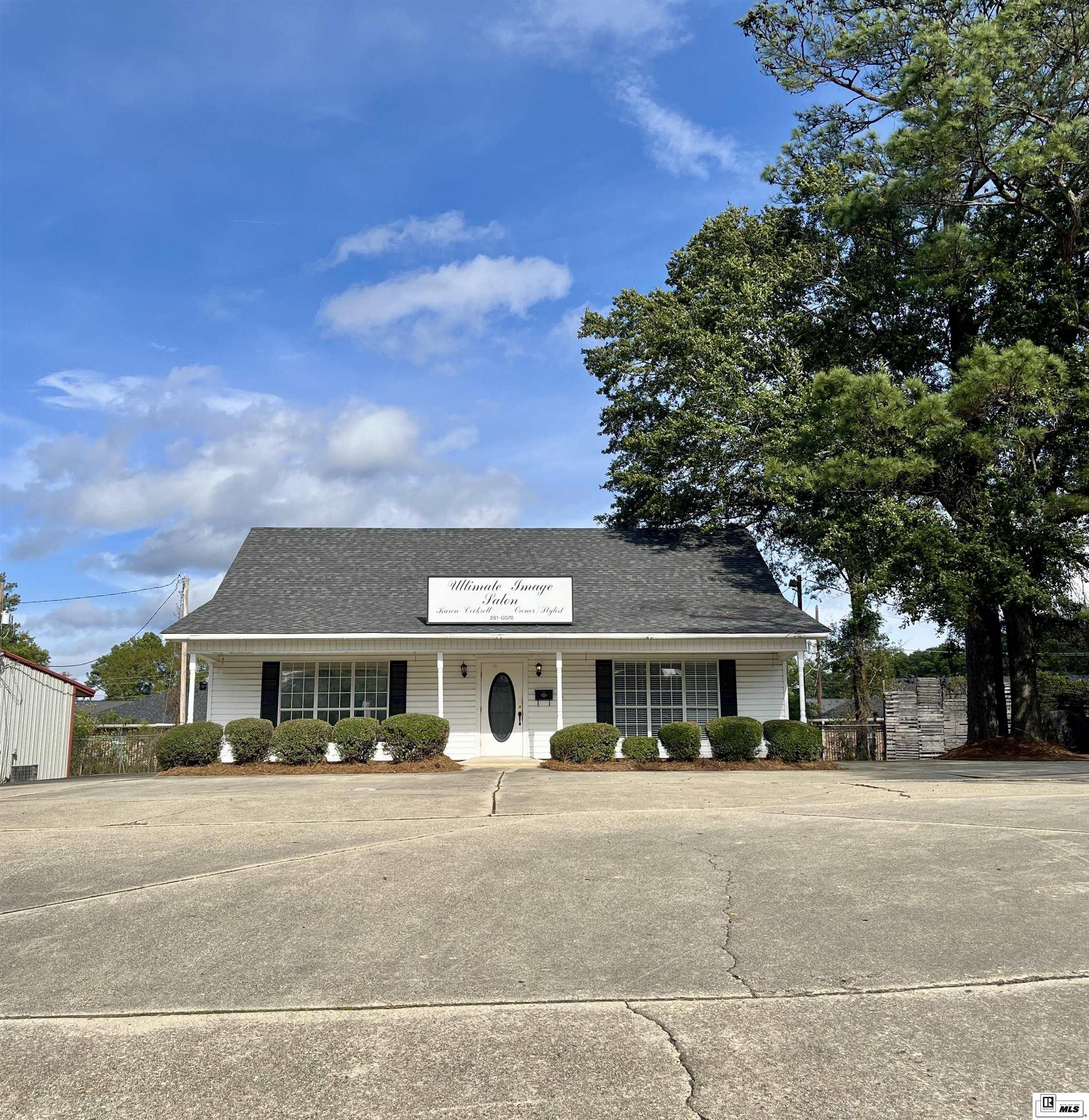 1607 Park Loop