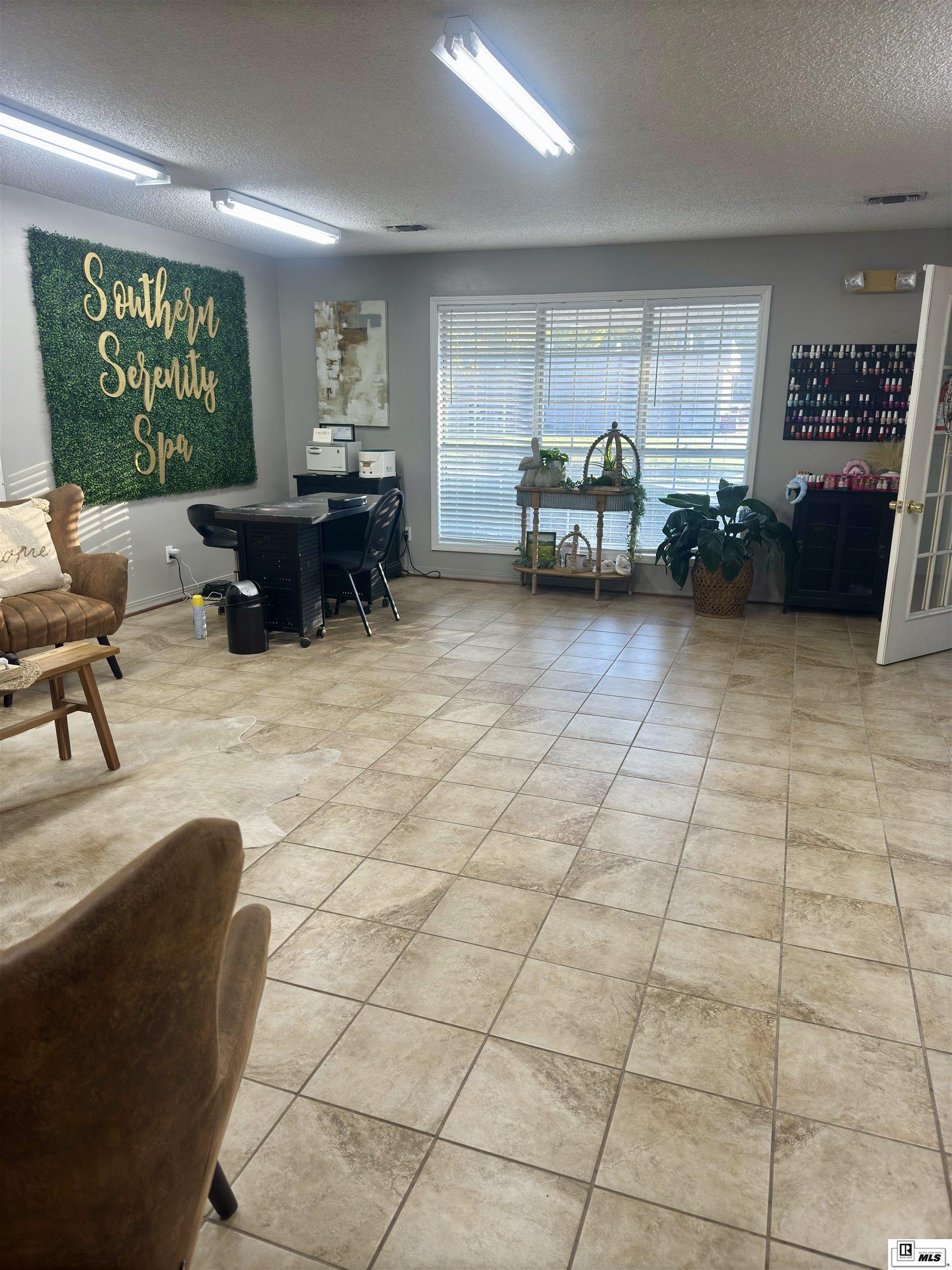 1607 Park Loop