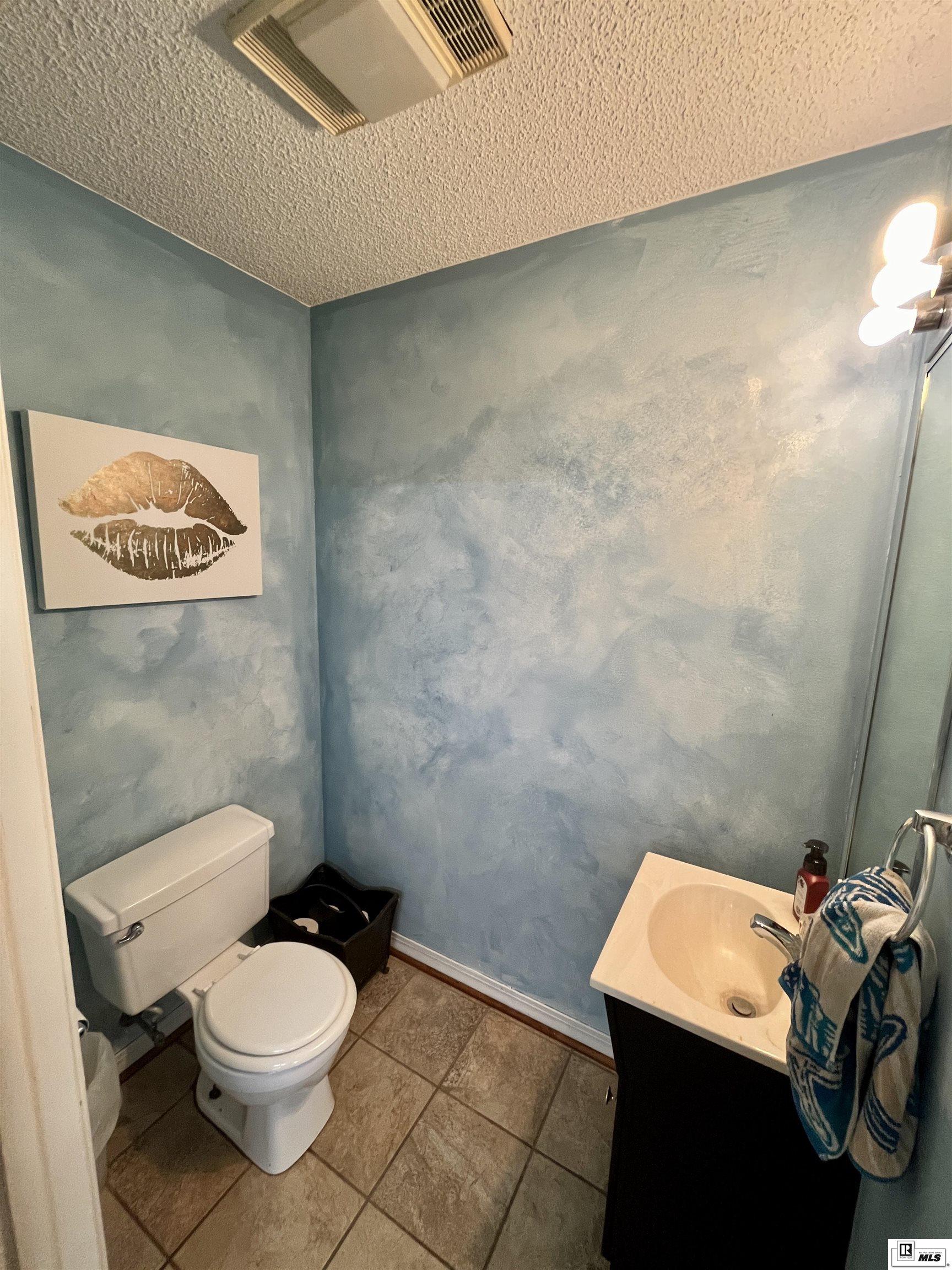 1607 Park Loop