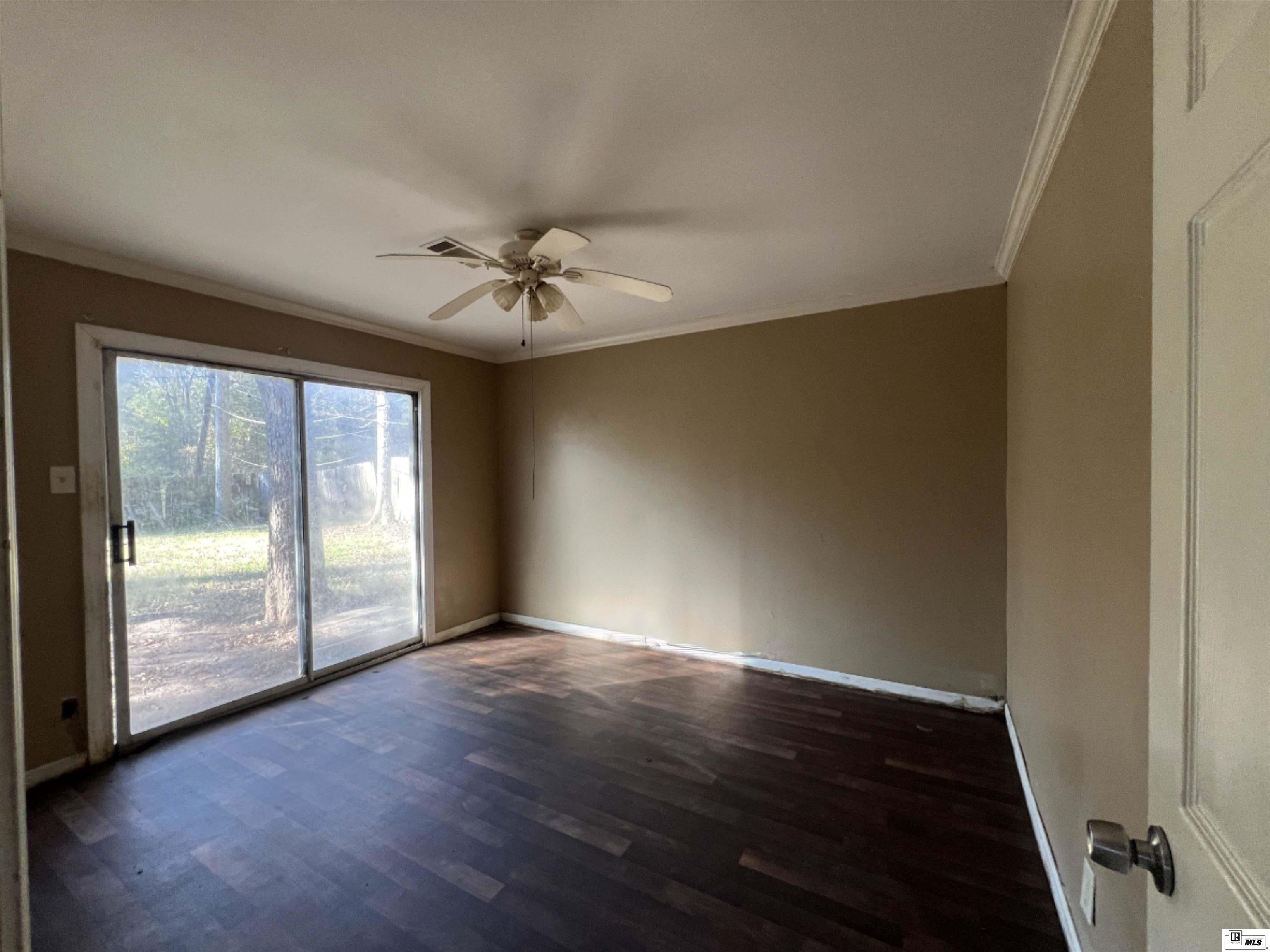 536 Woodhaven Drive