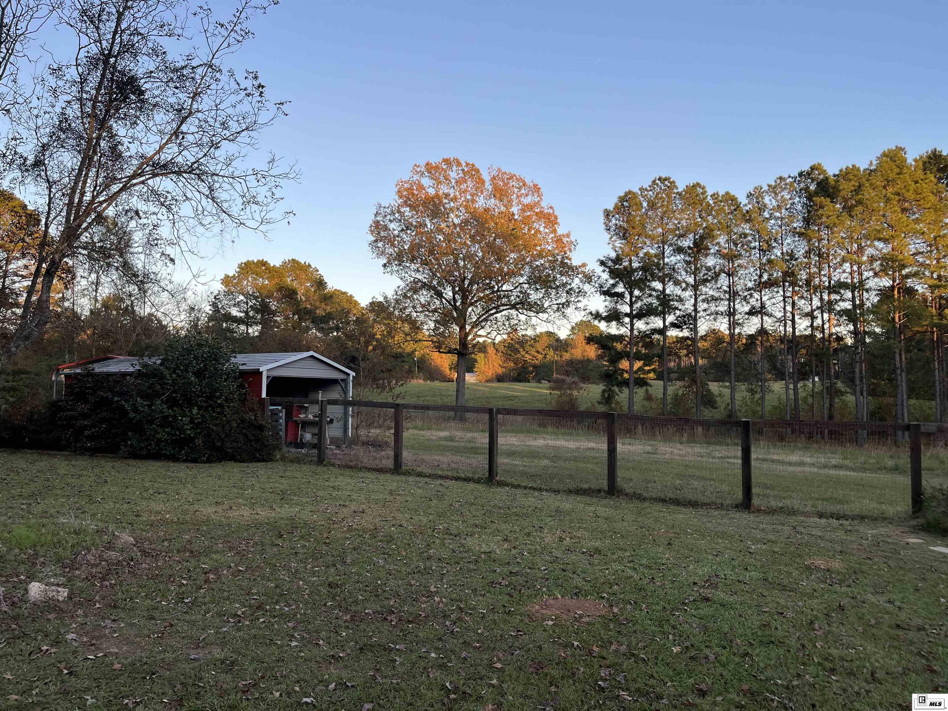 323 Dean Road