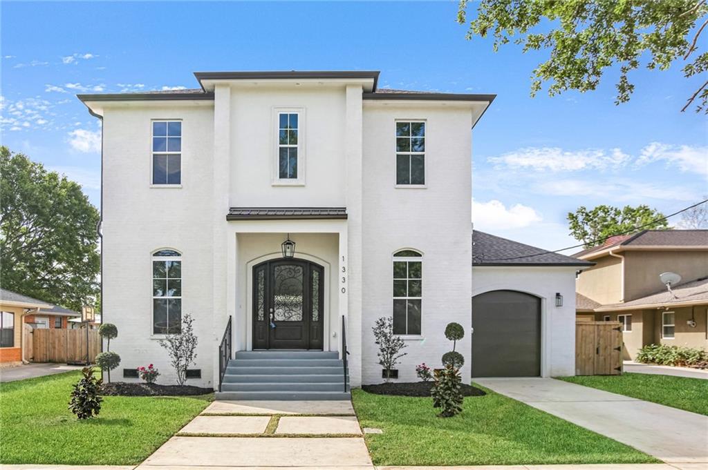 Homes for sale in New Orleans, LA | 1330 Rapides Dr, New Orleans, LA 70122 | MLS# NO2385239