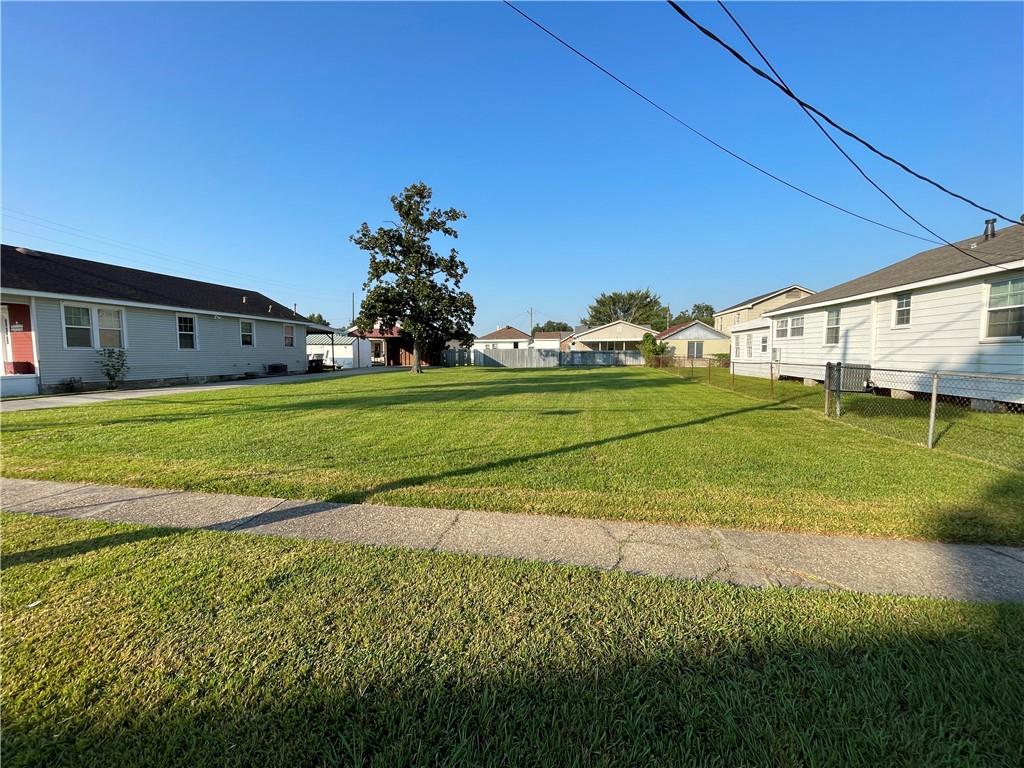 Homes for sale in Harahan, LA | 10 Crislaur Avenue, Harahan, LA 70123 | MLS# NO2457530