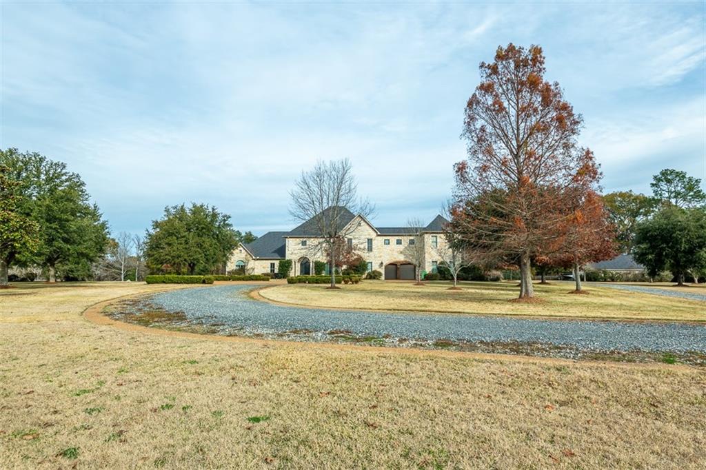 Homes for sale in Natchitoches, LA | 1900 Williams Avenue, Natchitoches, LA 71457 | MLS# NO2485280