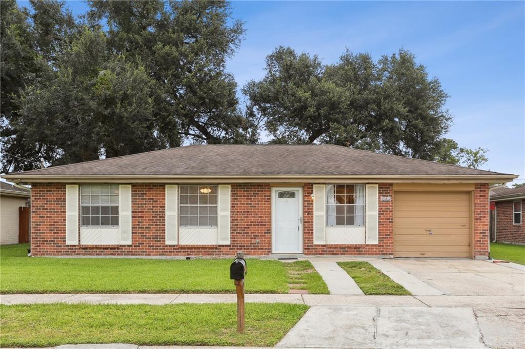Homes for sale in Marrero, LA | 2741 Cardinal Dr, Marrero, LA 70072 | MLS# NO2485514