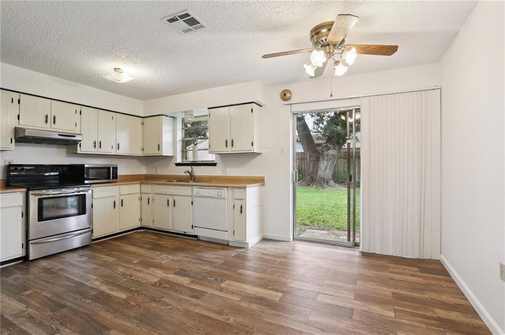 Homes for sale in Marrero, LA | 2741 Cardinal Dr, Marrero, LA 70072 | MLS# NO2485514