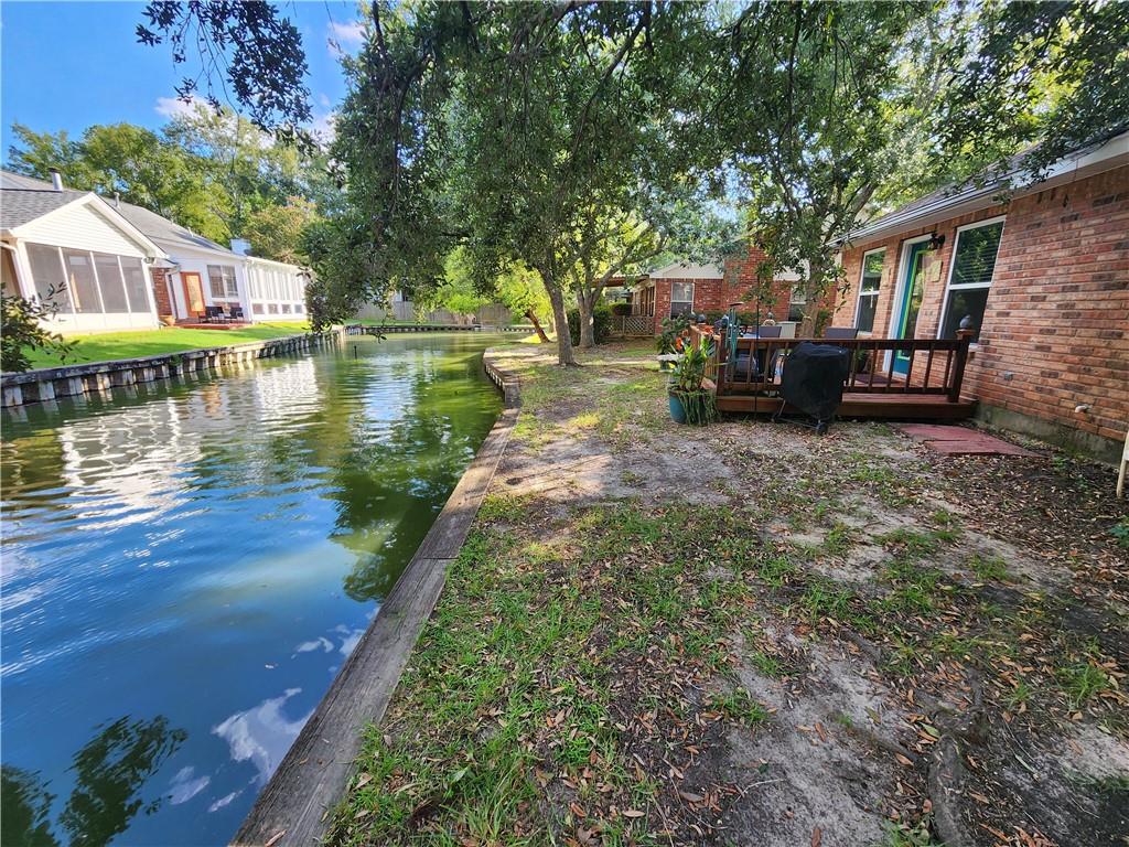 Homes for sale in Mandeville, LA | 745 Carondelet Street, Mandeville, LA 70448 | MLS# NO2488525