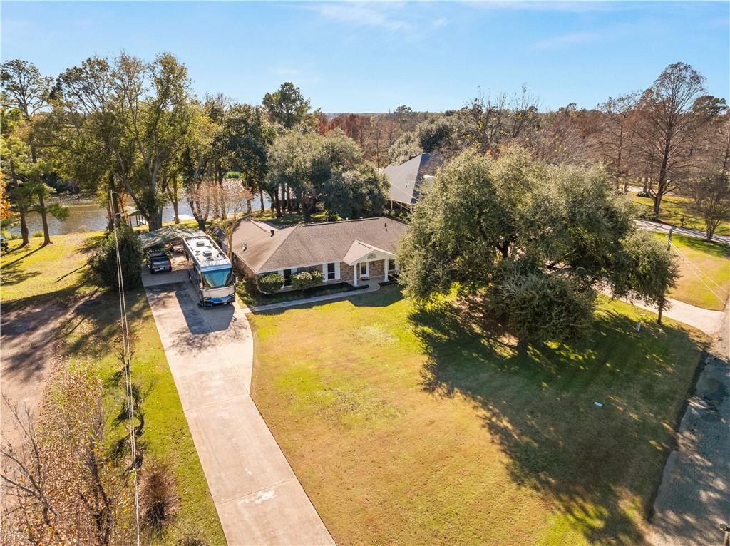 Homes for sale in Natchitoches, LA | 1009 Parkway Dr, Natchitoches, LA 71457 | MLS# CN2489314