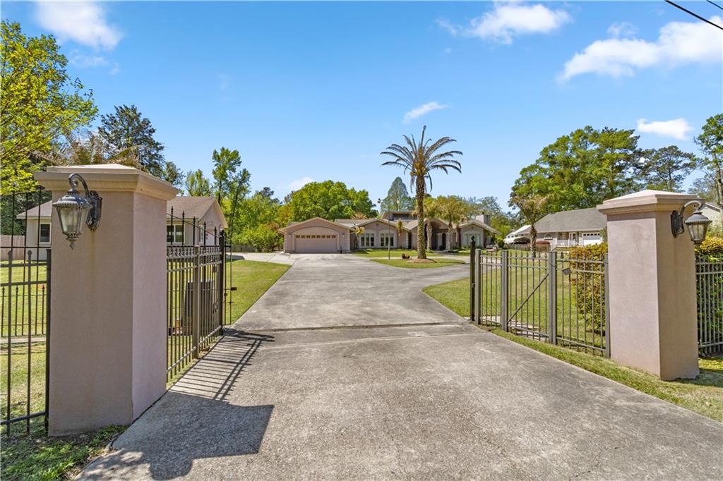 Homes for sale in Covington, LA | 17239 Three Rivers Road, Covington, LA 70435 | MLS# NO2491712