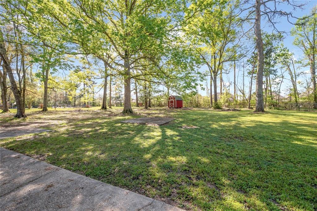 Homes for sale in Denham Springs, LA | 34590 Gravesbriar Dr, Denham Springs, LA 70706 | MLS# NO2493667