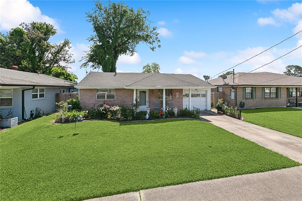 Homes for sale in Metairie, LA | 609 N Starrett Road, Metairie, LA 70003 | MLS# NO2497765