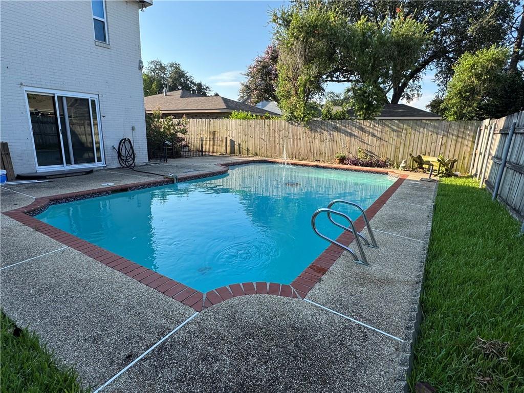 Homes for sale in Harahan, LA | 200 Macque Street, Harahan, LA 70123 | MLS# NO2500847