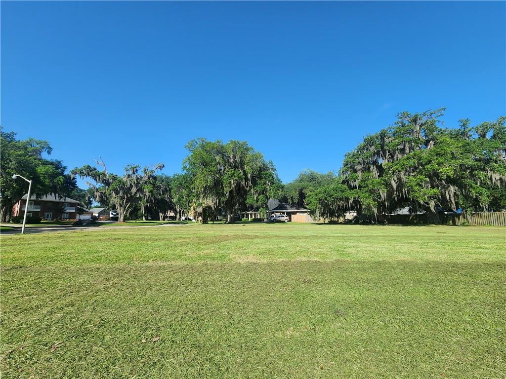 Homes for sale in Belle Chasse, LA | 140 Regina Court, Belle Chasse, LA 70037 | MLS# NO2501598