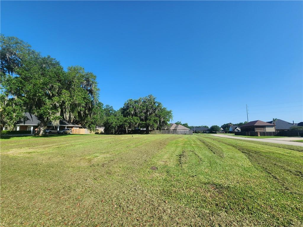 Homes for sale in Belle Chasse, LA | 140 Regina Court, Belle Chasse, LA 70037 | MLS# NO2501598